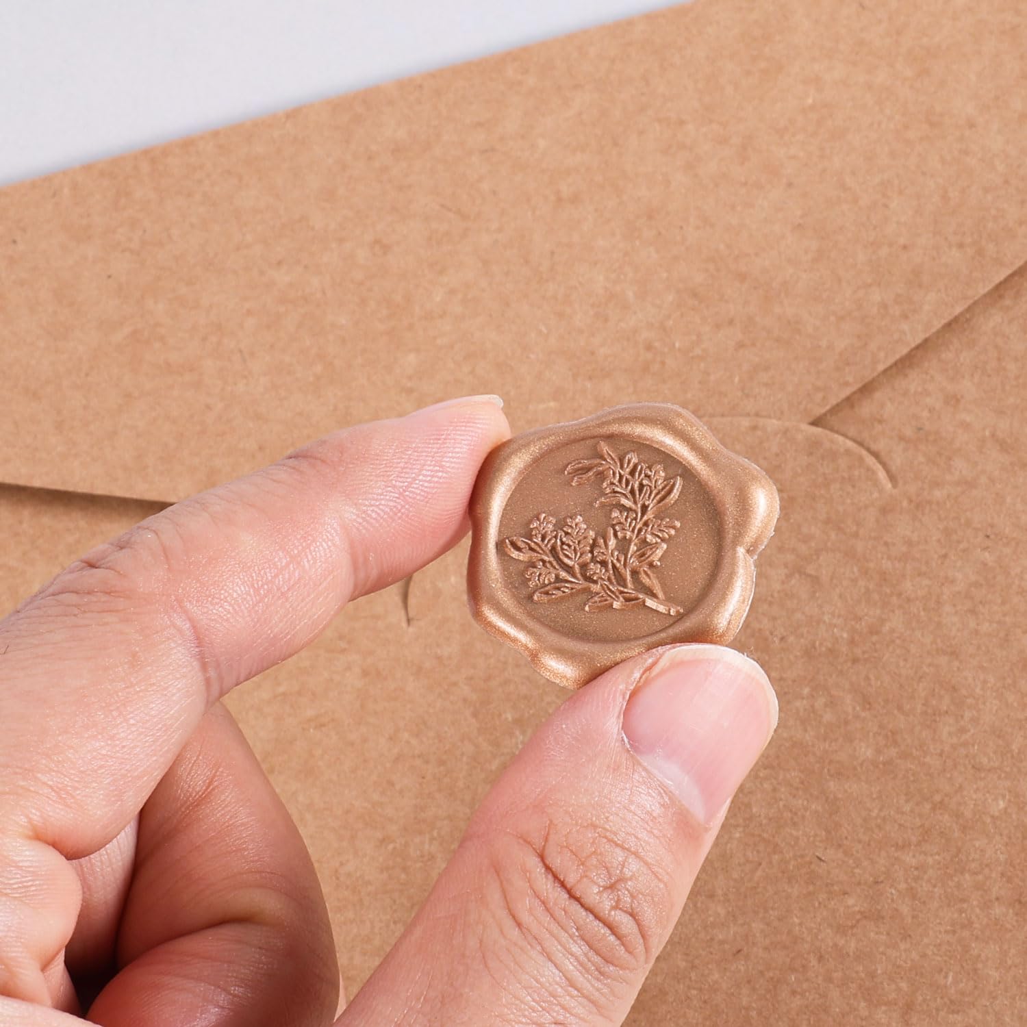 100pz Adesivi Sigillo Ceralacca, Adesivi con Sigillo di Cera Matrimonio Eucalipto Wax Seal Sticker per Inviti di Nozze Confezioni Regalo Regali per le Feste Decorazioni