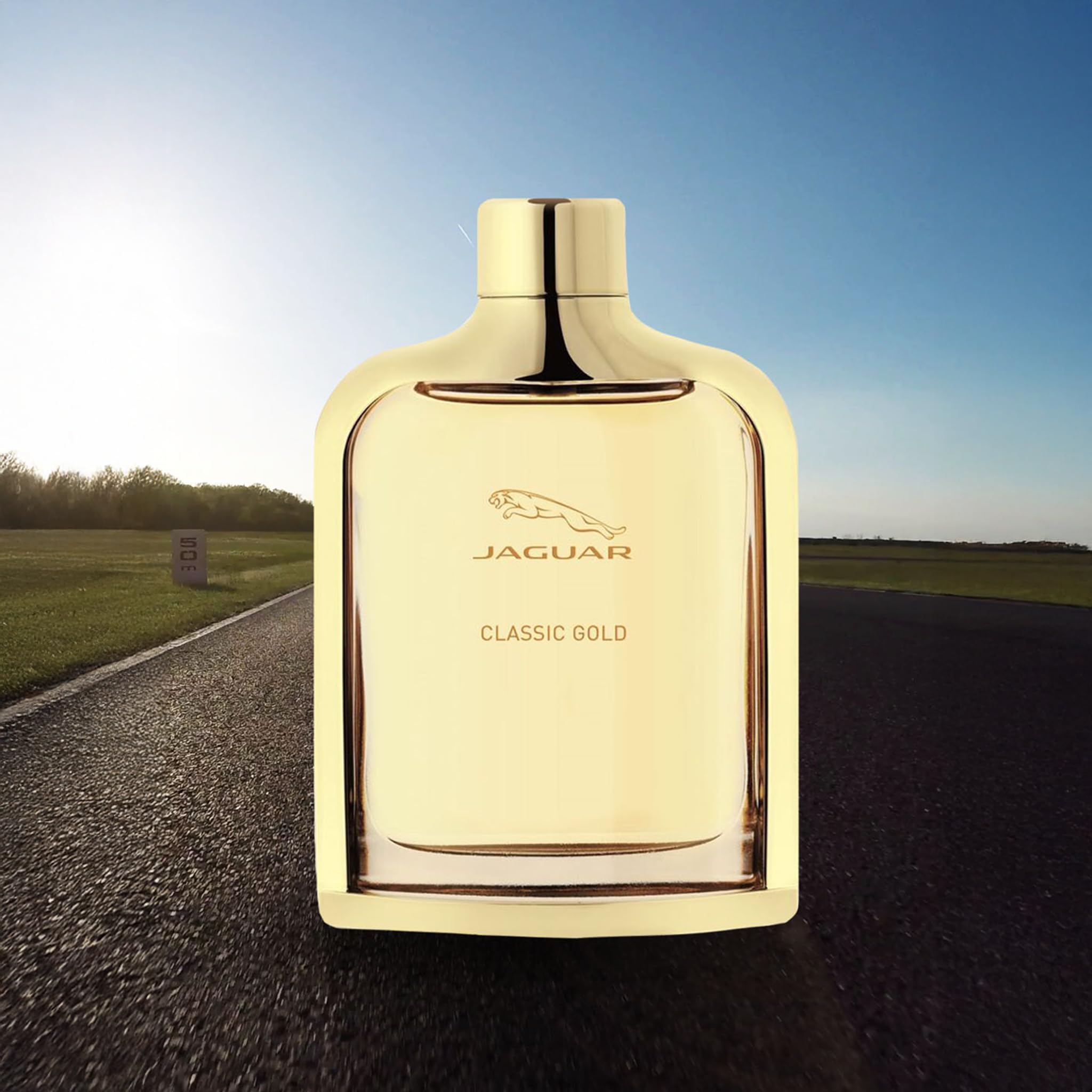 Jaguar Classic Gold Eau de Toilette for Men | Long Lasting Fresh Aromatic Fougère Fragrance| Apple, Lime, Bergamot, Orange Blossom, Teak Wood, Patchouli, Vanilla & Musk | Designer Men's Perfume | Daily Wear Fragrance Gift for Him | 100ml 2