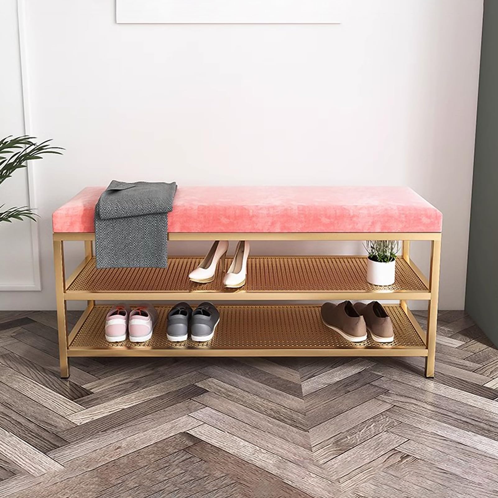 Banco zapatero con marco de metal dorado, almacenamiento de terciopelo de 3 niveles para entrada, baño, sala de estar, muebles elegantes al final de la cama, versátil y funcional