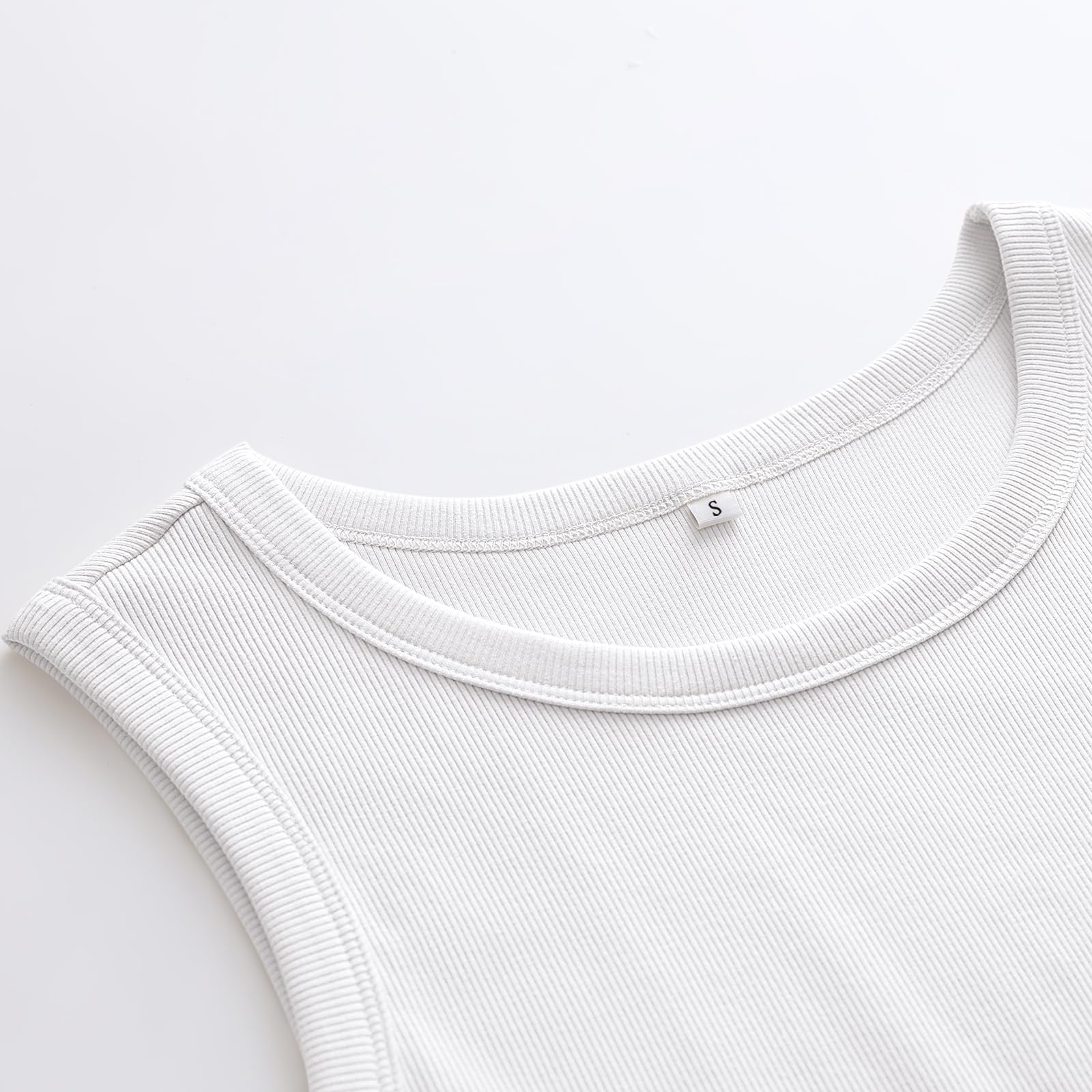 ANRABESS ANRABESS Womens Sleeveless High Neck Tank Tops Fashion Summer Casual Basic Slim Fit Ribbed Racerback Top Shirt Clothes in use