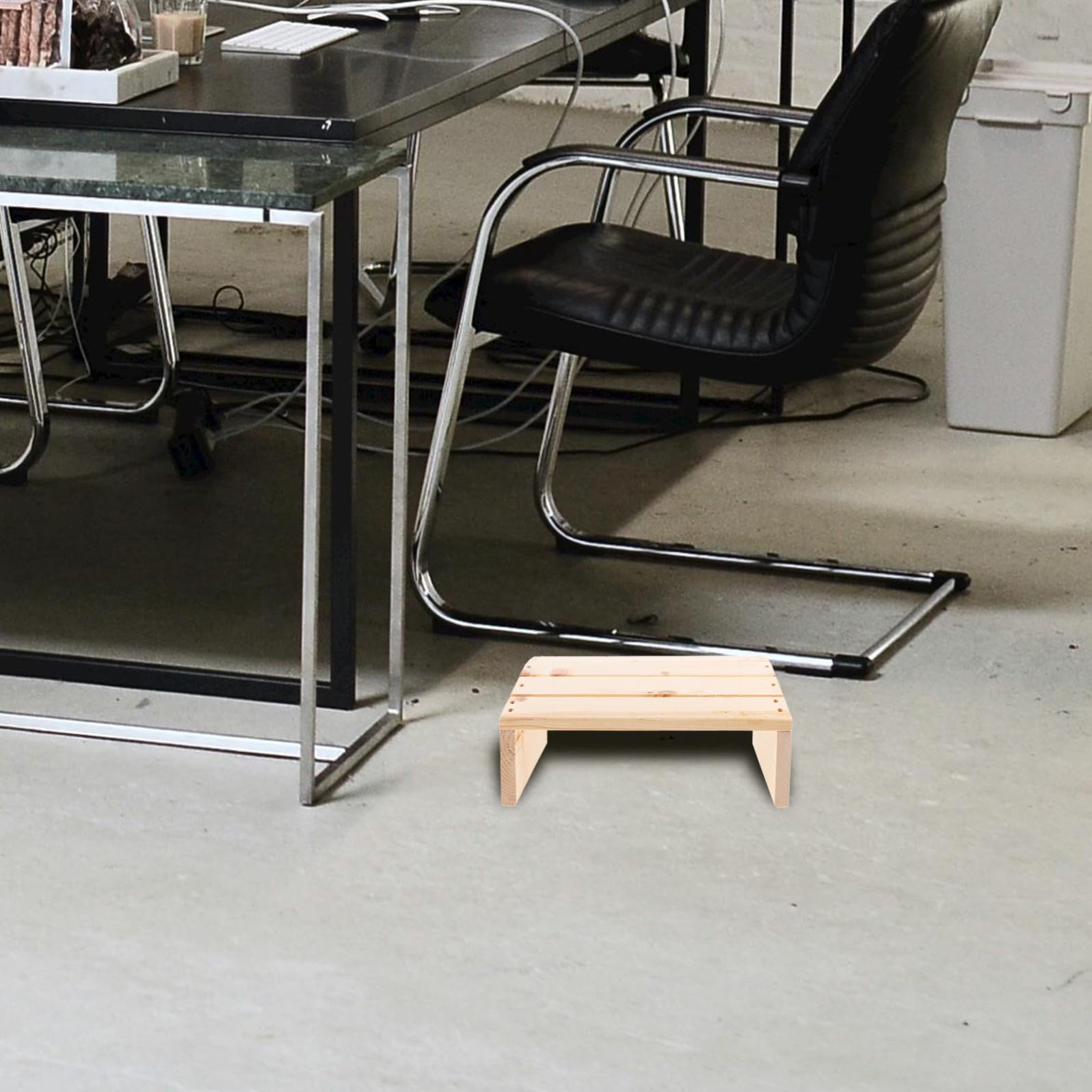 DOITOOL 1pezzi Poggiapiedi in Legno Inclinato per Scrivania Sgabello Antiscivolo per Ufficio Casa e Salotto Poggiapiedi Ergonomico per Rilassare Gambe e Schiena