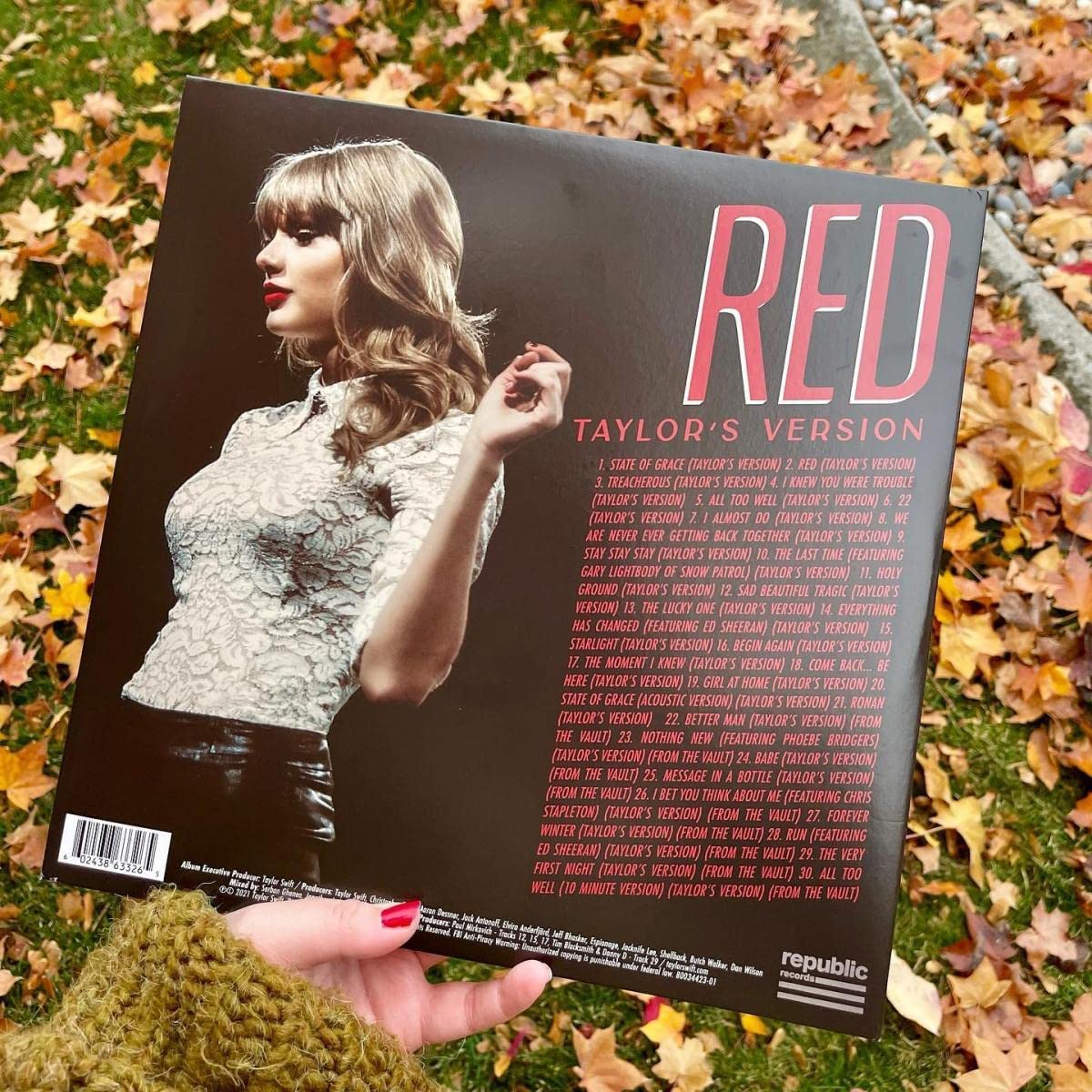 Taylor Swift RED TAYLOR'S VERSION サイン入り Lot - Taylor Swift Signed 