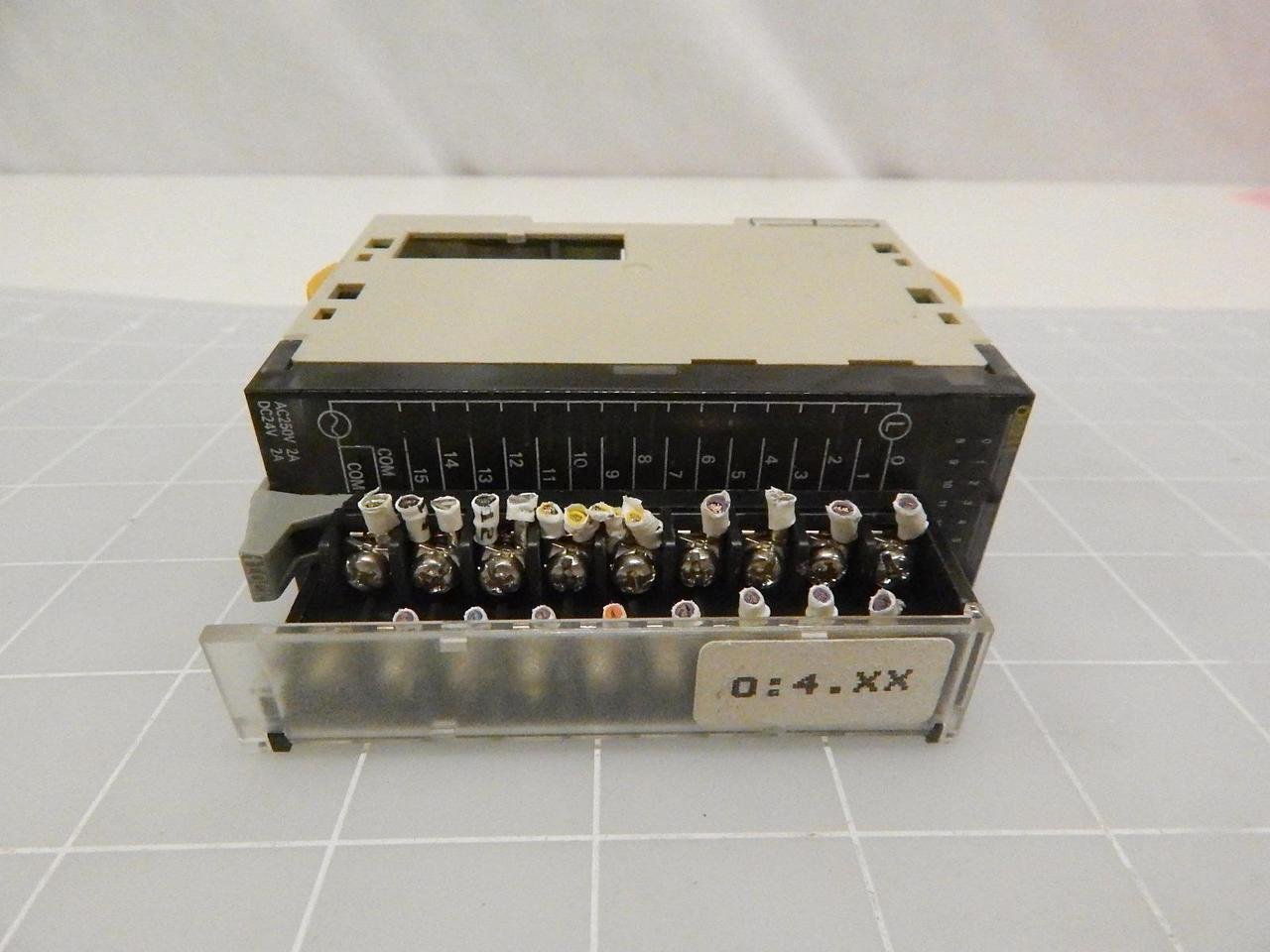 Amazon.co.jp: Omron cj1 W-oc211リレー接点出力ユニット( 16