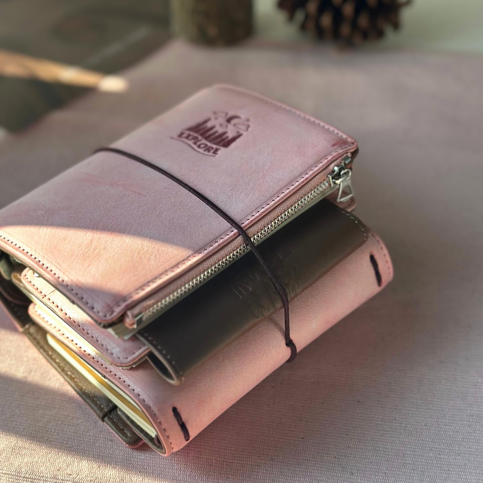 Terminplaner im Taschenformat, A7, echtes italienisches Alaska-Leder, nachfüllbar, Stalogie-Ring-Planer, 3-fach gefalteter Stil mit 25 mm Ringbuch, TN-Passport-kompatibel (rosa Wachs)