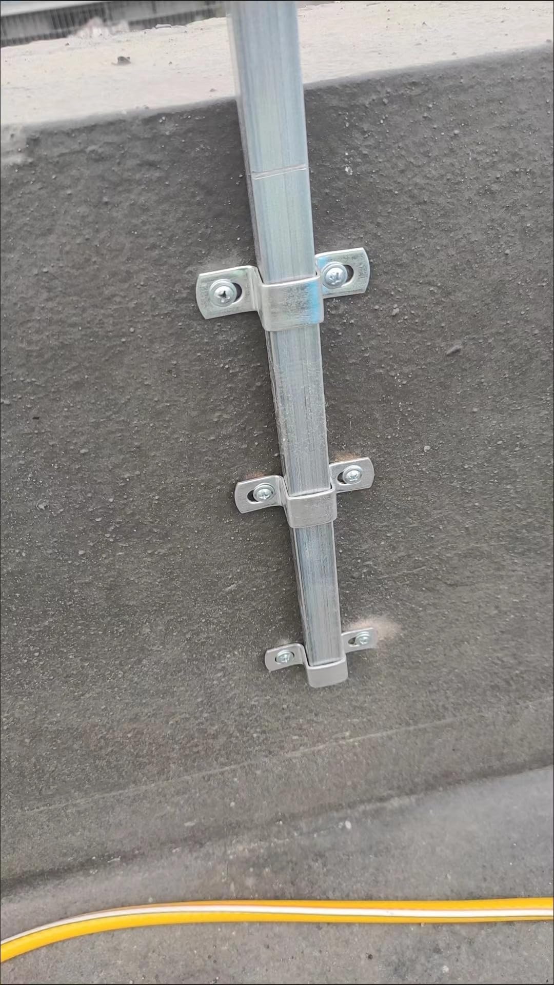 U Clamp Edelstahl Schnalle - 304 Verdickter Rechteckrohrhalter - M-förmige Sattelclip Befestigungsklemme - 5 Stück