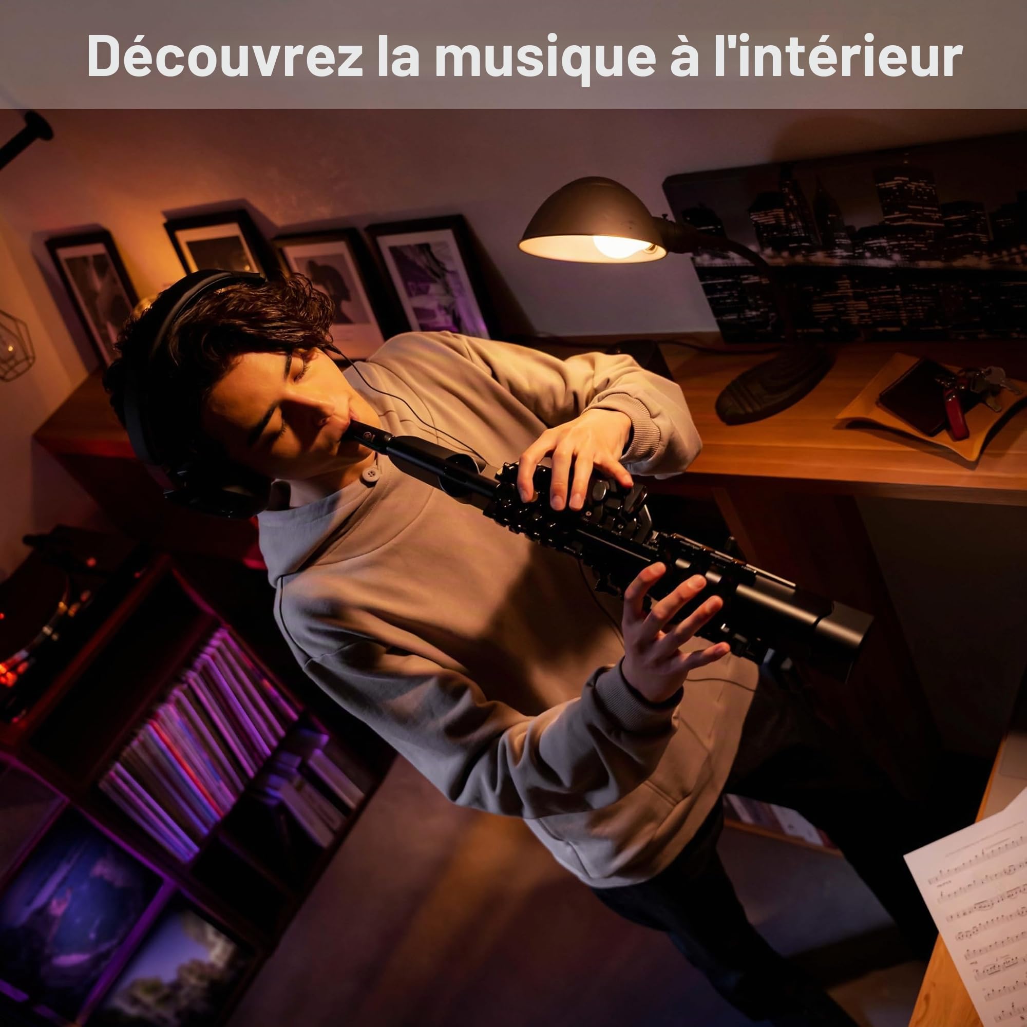 Yamaha YDS-120 Saxophone Numérique - 56 Sonorités de Saxophone, Capteur de Souffle, Contrôle du Volume, USB, Prise Casque, Idéal pour Jouer en Silence, Configuration et Personnalisation via l'App.