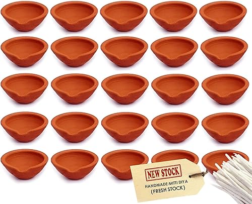 SATVIK Clay Diya - Juego de 25 piezas de diwali de diámetro con mechas de algodón para Puja Pooja Tradicional hecho a mano terracota Tierra Vilakku