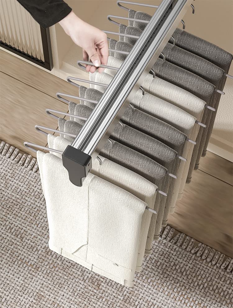 Cintre pantalon coulissant pour organiser et maximiser l'espace du placard