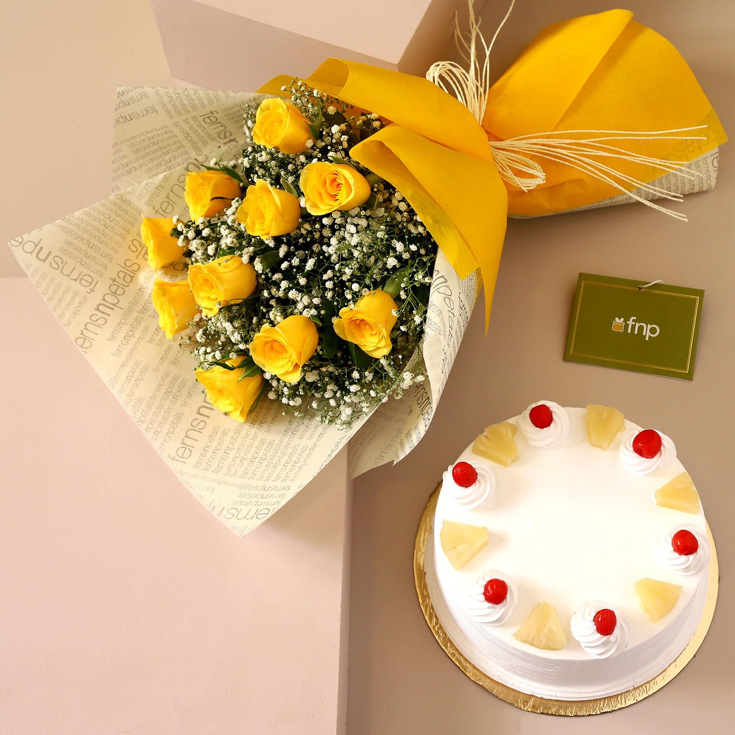 Fnp Brighten Roses Bouquet Pineapple Cake-image-29