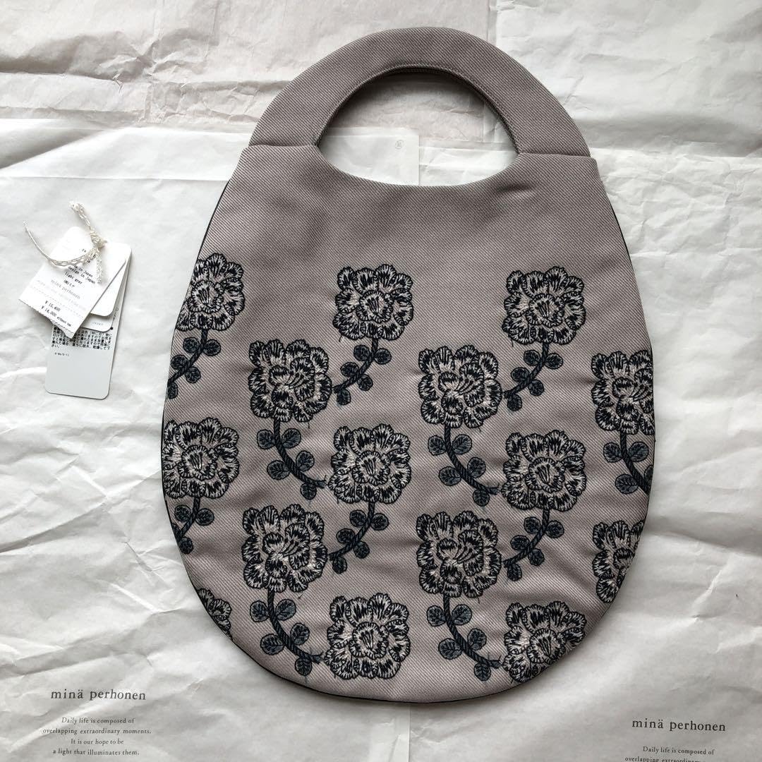 ミナペルホネン　yula エッグバッグ 新品 ミナペルホネン 希少 yula ユラ eggbag エッグバッグ