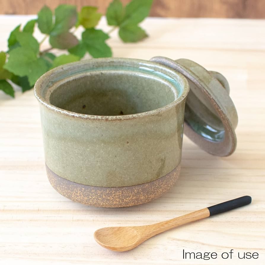 深緑の大きなヴィンテージキャニスター 深緑の大きなヴィンテージキャニスター