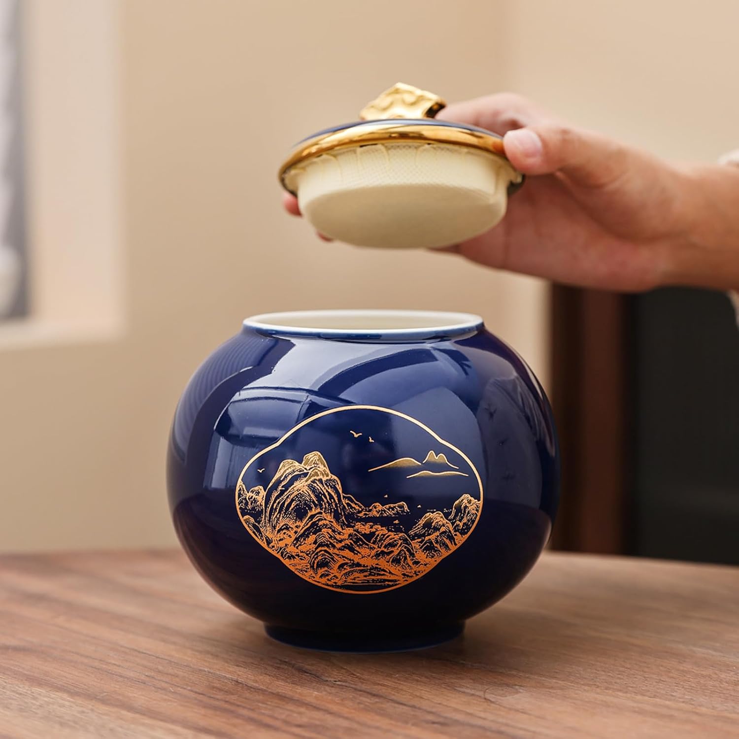 Chinese Retro Style Tea Canister, 900ml 30.6oz, Ceramics Sealed Tea Storage Jar Sealed Storage Tank