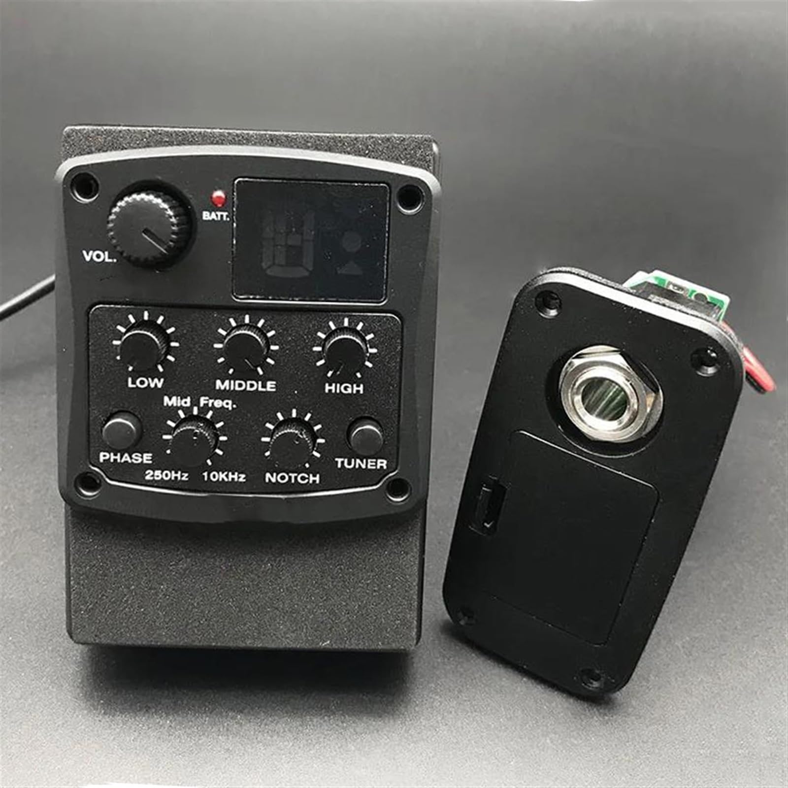 Pickup per strumenti ad arco Equalizzatore Per Chitarra Acustica A 3 Bande E 4 Bande Con Accordatore Preamplificatore Pickup Piezoelettrico Per Ukulele Folk(Bk GT4)