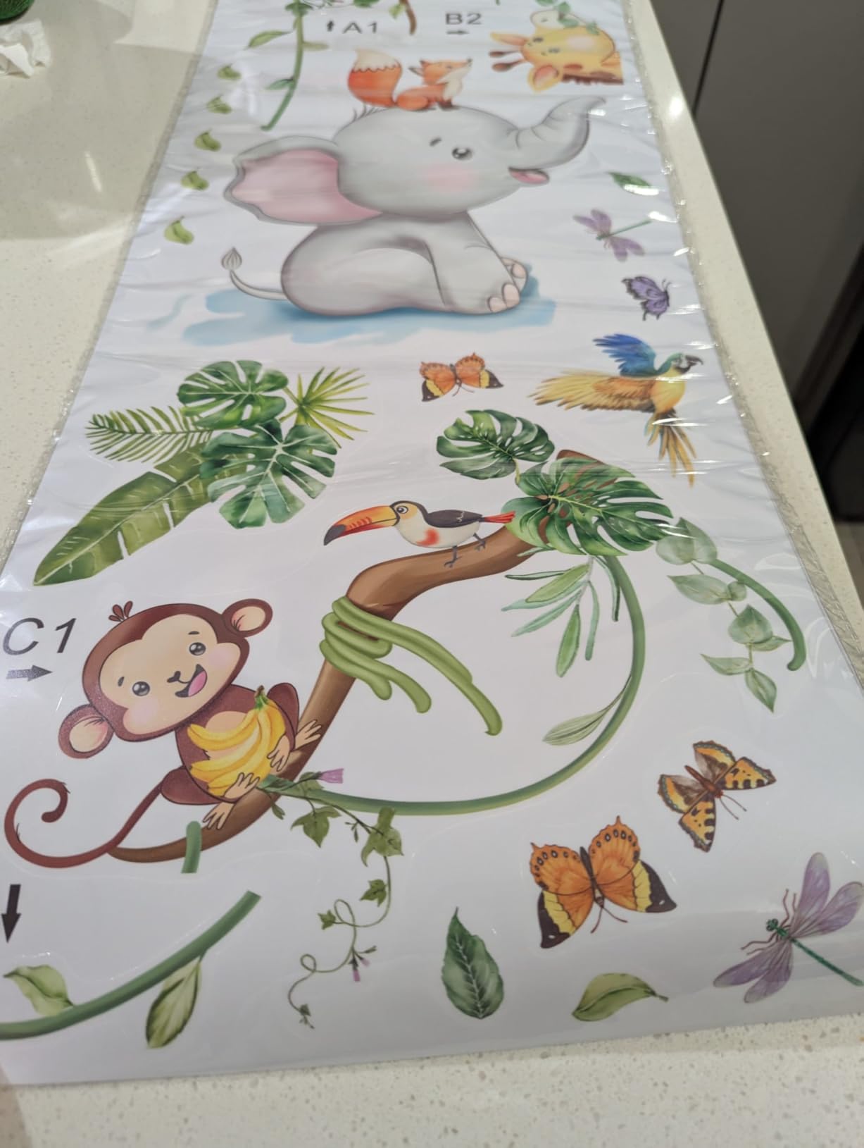 Baby Animal Wall Decals for Nursery: Jungle Safari Theme Kids Room ...
