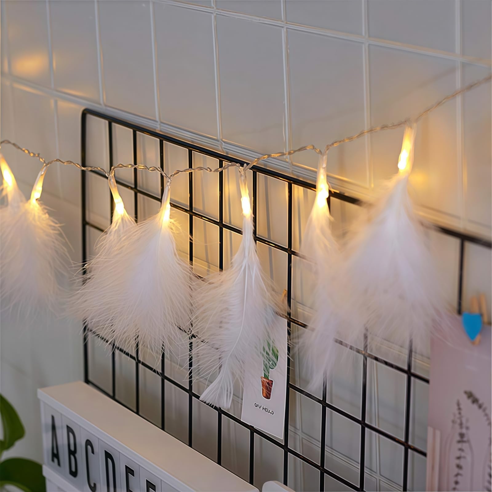 2 m 20 LED Fairy Lights, White Feathers, Fairy Lights with Battery Operated Romantic Wall Curtain Decoration for Wedding, Birthday, Party, Bedroom, Indoor, Warm White, Fairy Lights Christmas