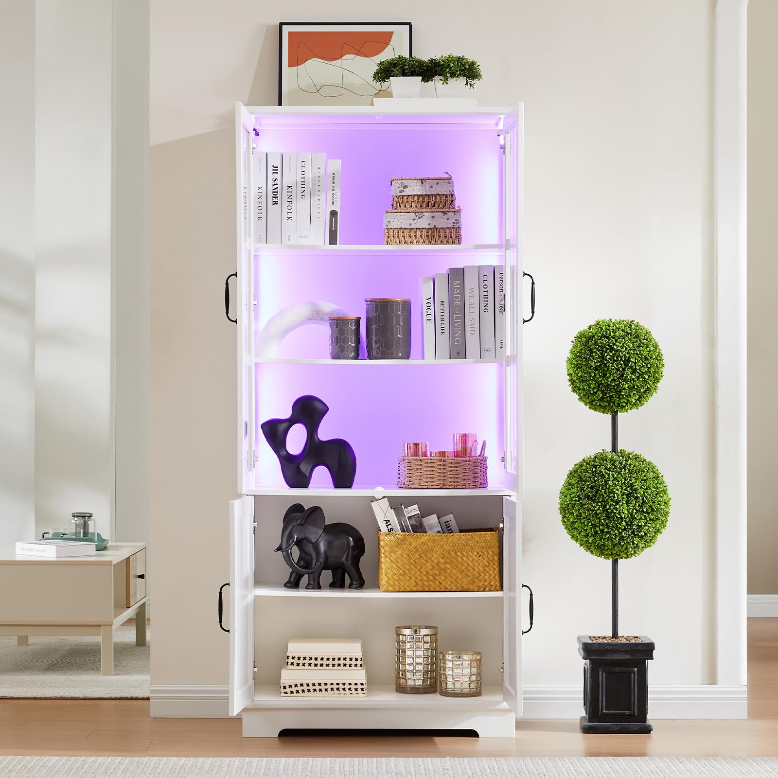 LUXOAK Armadio vetrina con illuminazione LED e maniglie retrò, armadio alto bianco 180 cm di altezza, 4 ante con finestre in acrilico e 5 ripiani, armadio moderno per soggiorno e cucina