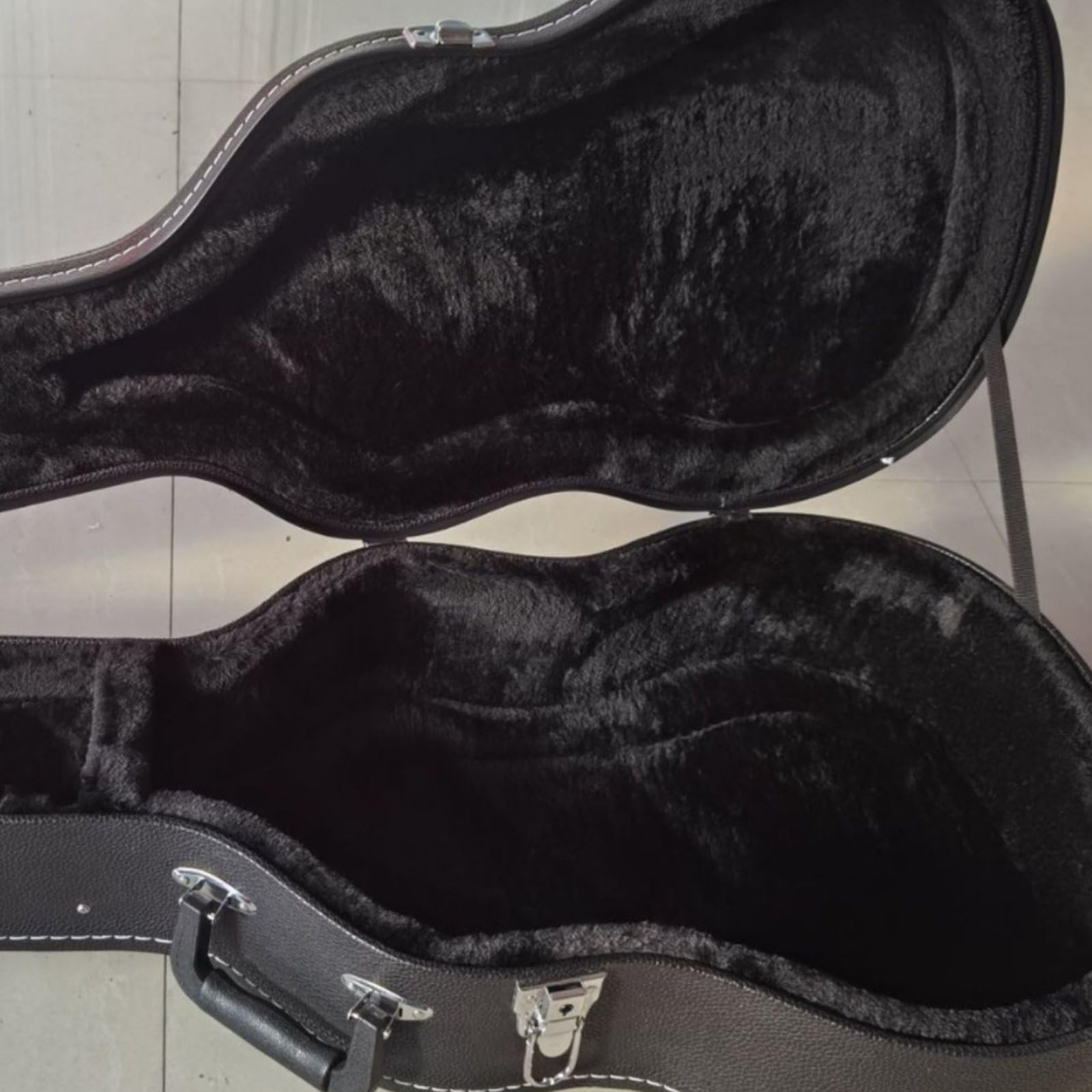 Estuche Rígido de Guitarra Acústica Antigolpes Case de Guitarra con Forma Curva Impermeable Accesorio Musical para Viaje, Negro, Negro