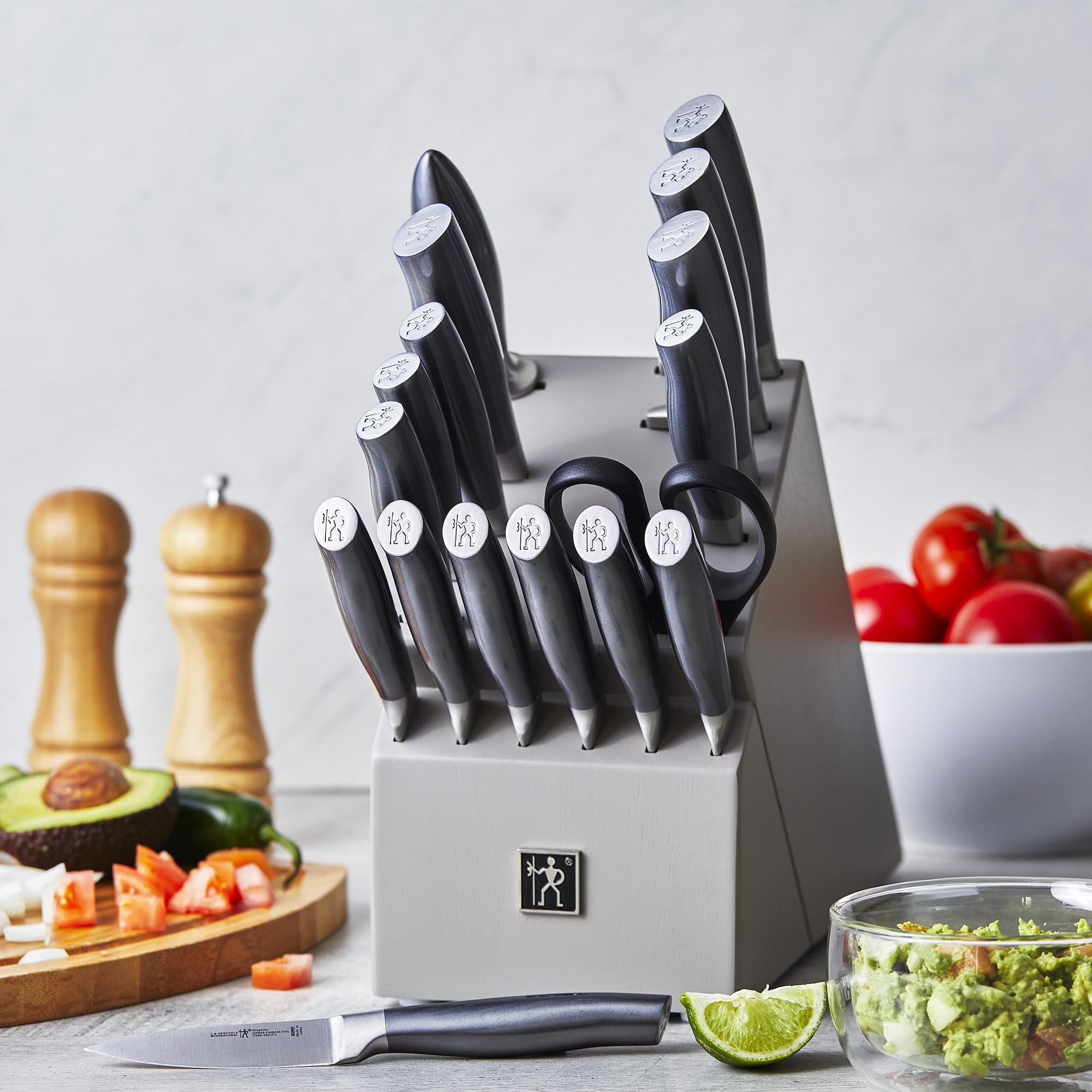 Amazon.com: HENCKELS Graphite Razor-Sharp 18-pc Knife Block Set