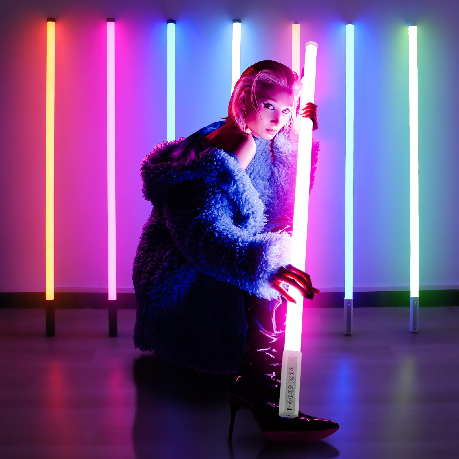 Barra di Luci a Tubo LED RGB da 4 Piedi con Supporto, Borsa di Trasporto, Batteria da 5000mAh, 500+ Effetti di Illuminazione, Sincronizzazione Musicale per DJ, Festa, Matrimonio, Danza, Video