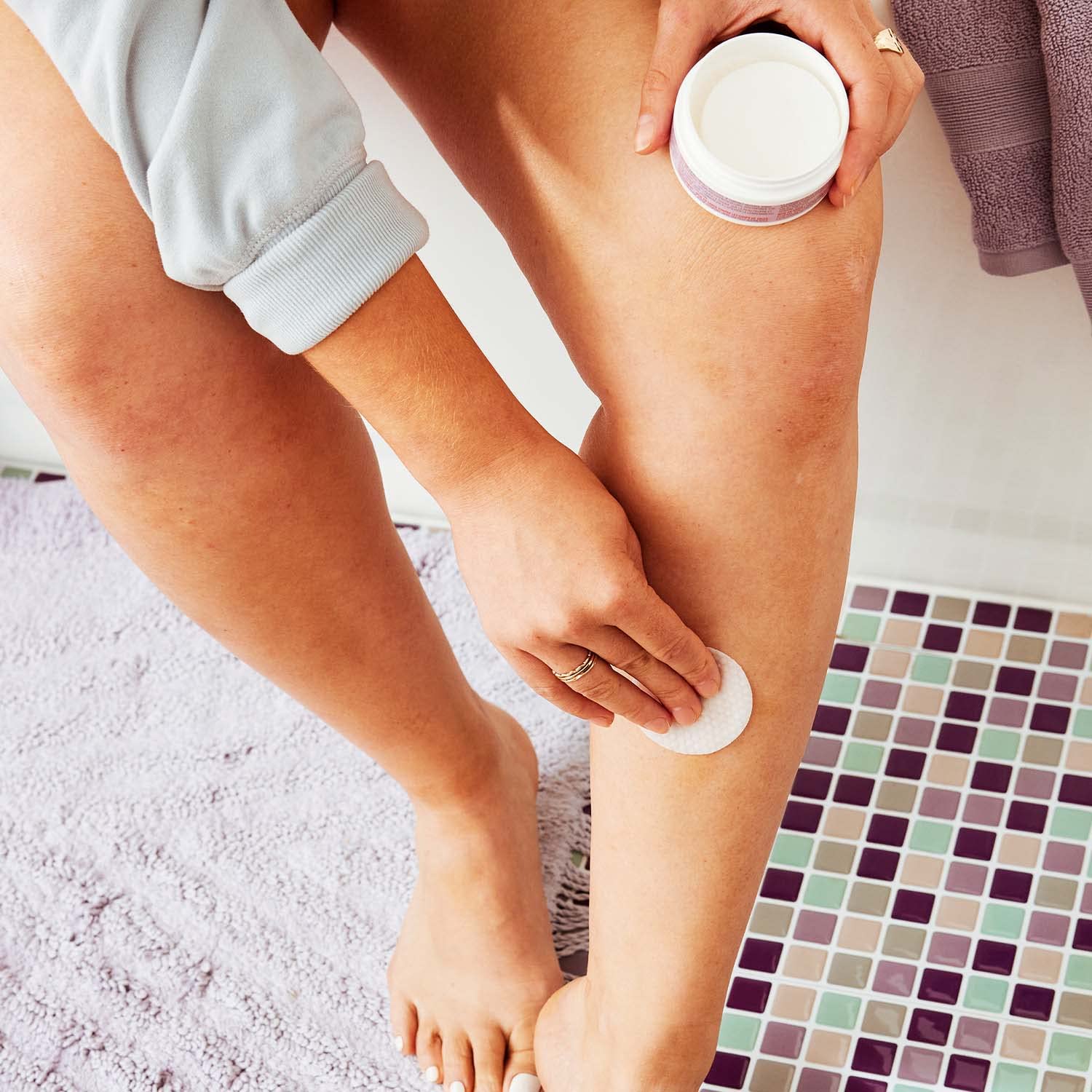 Buy First Aid Beauty Ingrown Hair Pads with BHA & AHA Daily Treatment