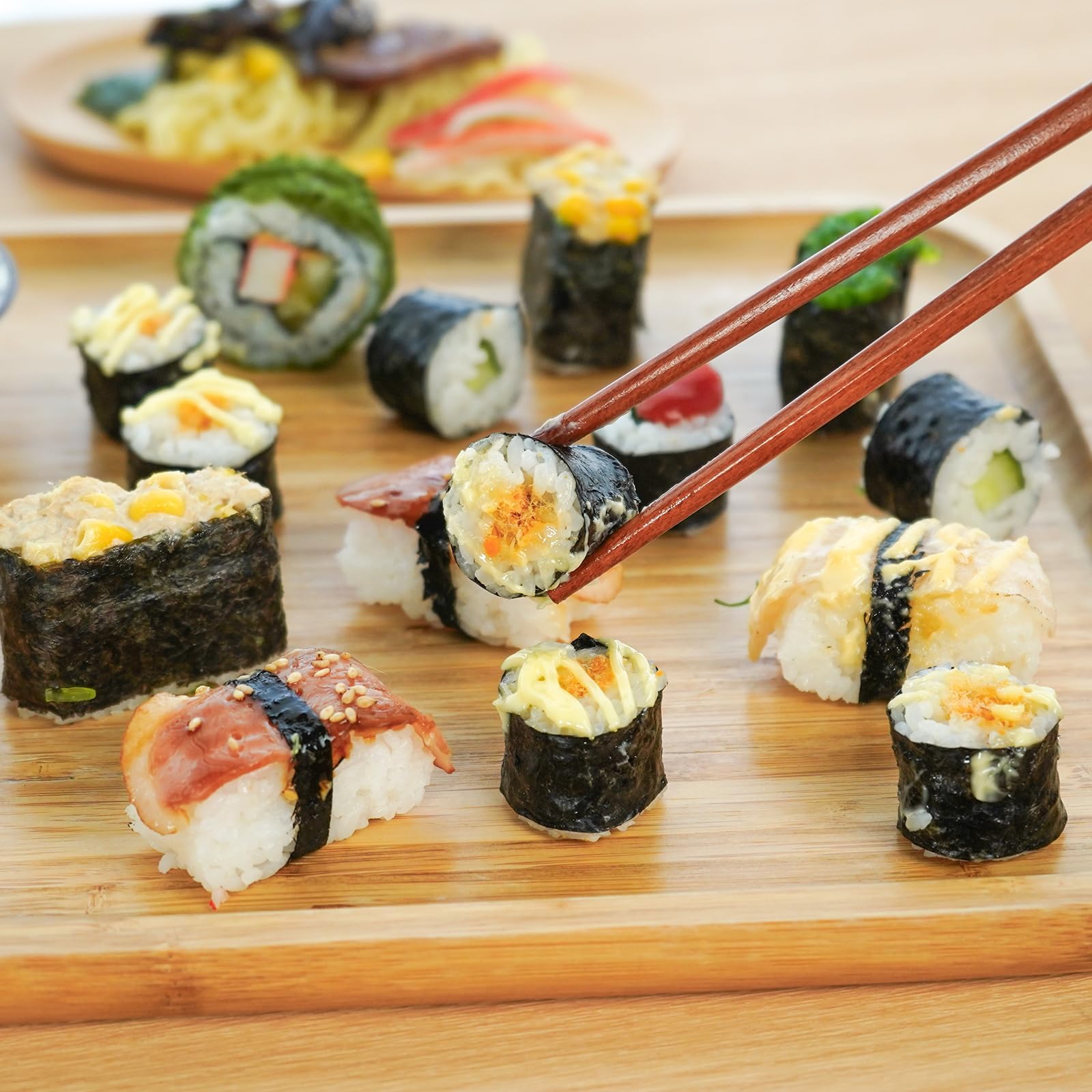 Juego de palillos japoneses reutilizables de 9 pulgadas hechos a mano con diseño grabado, ecológicos y no tóxicos, regalo para amigos, familia, colegas, ideal para cocinas asiáticas