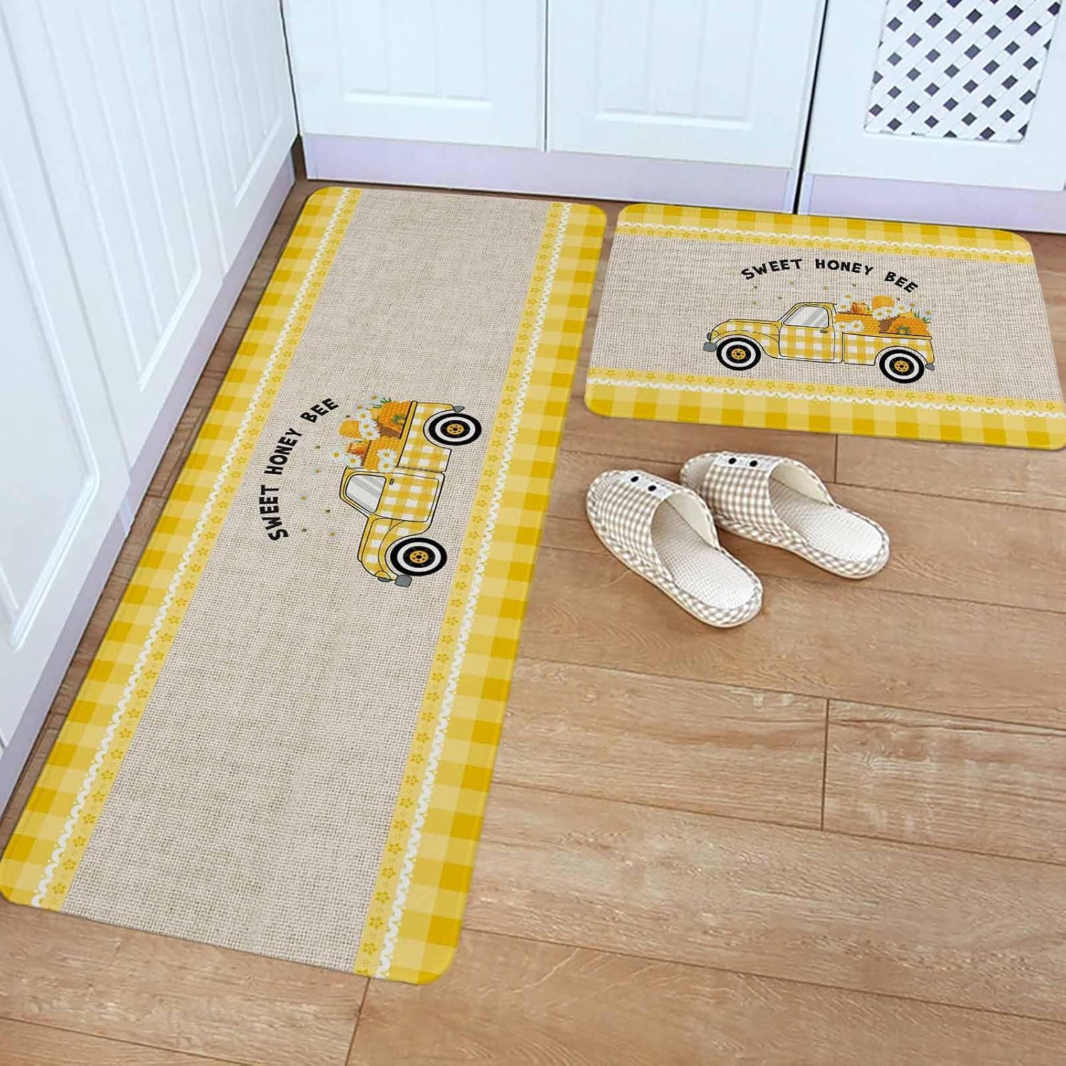 Yellow Truck Kitchen Rugs and Mats Set of 2, Non-Slip Kitchen Sink Mat, Spring Botanical Daisy Bee Star Lattice Washable Doormat Bathroom Rugs Runner for Bedroom/Living Room 15.7"x23.6"+15.7"x47.2"