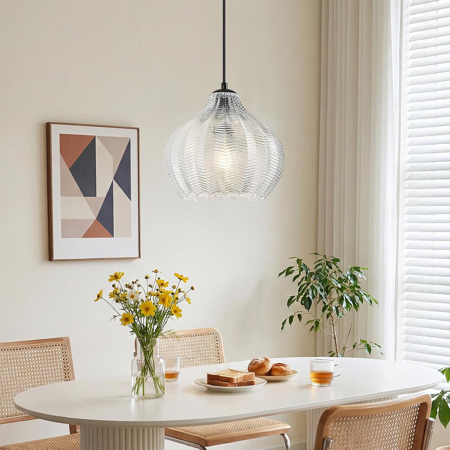 Clear Glass Pendant Lights Kitchen Island 1 Light 9.05 in Glass Globe Pendant Light Fixture Adjustable Modern Farmhouse Pendant Lighting for Bedroom Dining Room (1 Pack)