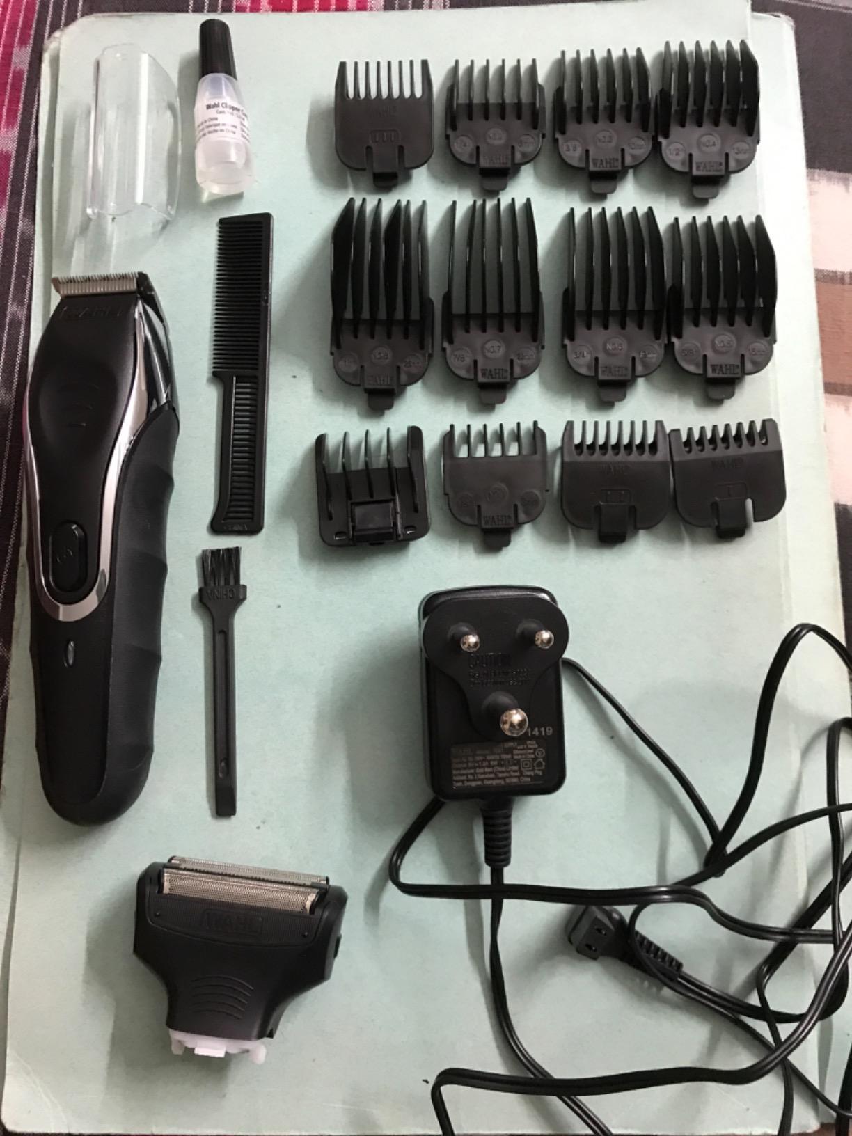 Wahl Aqua Blade Rechargeable Wet Dry Lithium Ion Deluxe Trimming Kit