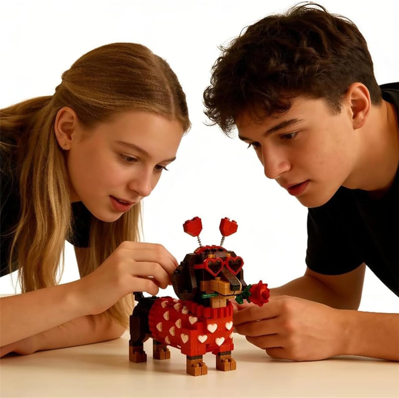 2026 Esclusivo set di mattoncini per bassottos per San Valentino 2026, set di mattoncini per bassotto 3D fai da te, simpatico mattoncinso per bassotto 3D, figura di cucciolo con disegno a cuore