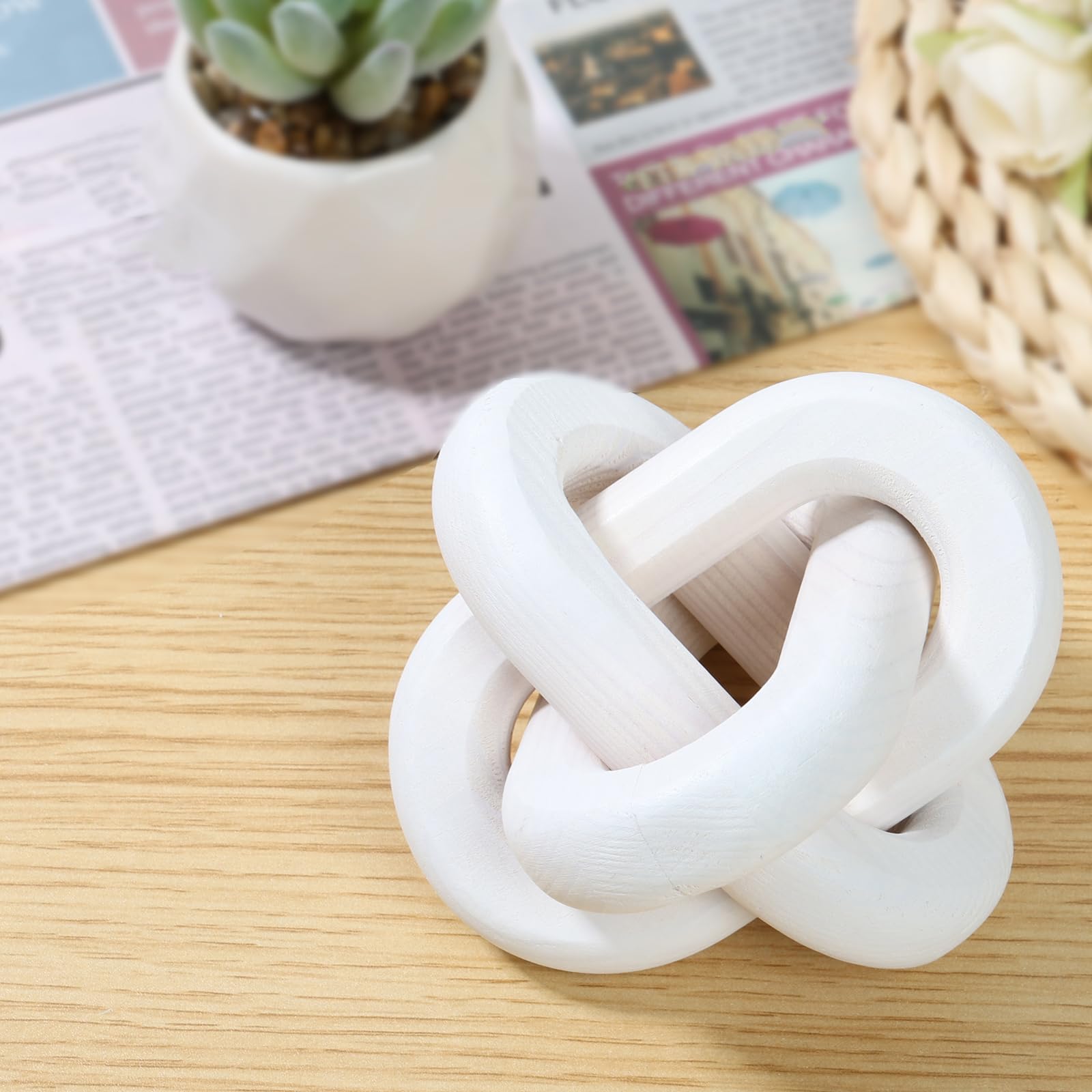 Qinglang White Wood Chain Link Decor 3 Link Wood Knot Decorative Home Accessories Chain Knot Coffee Table Decor Rustic Farmhouse Wood Chain Link Decor For Living Room Bedroom Office Decorations 12X12x12cm(White)
