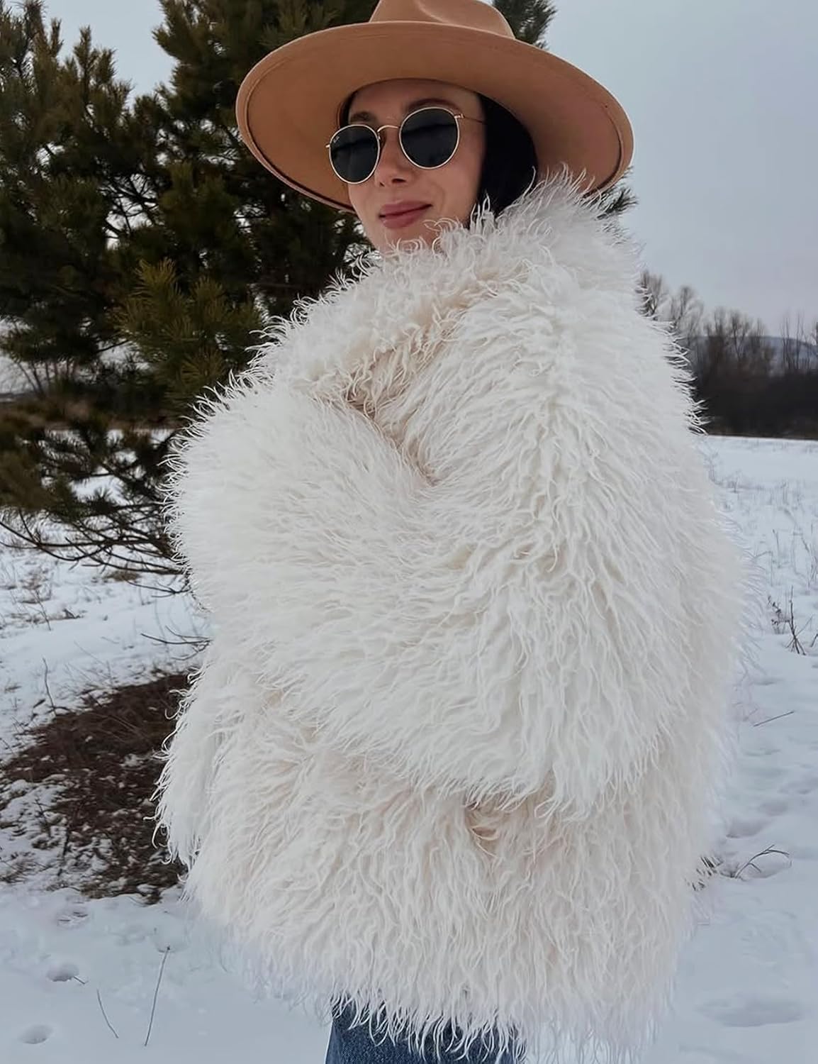 Flygo Women's Faux Fur Coat Jacket Fluffy 2025 Winter Jackets Lapel Long Sleeve Loose Shaggy Coats Outerwear - Image 6