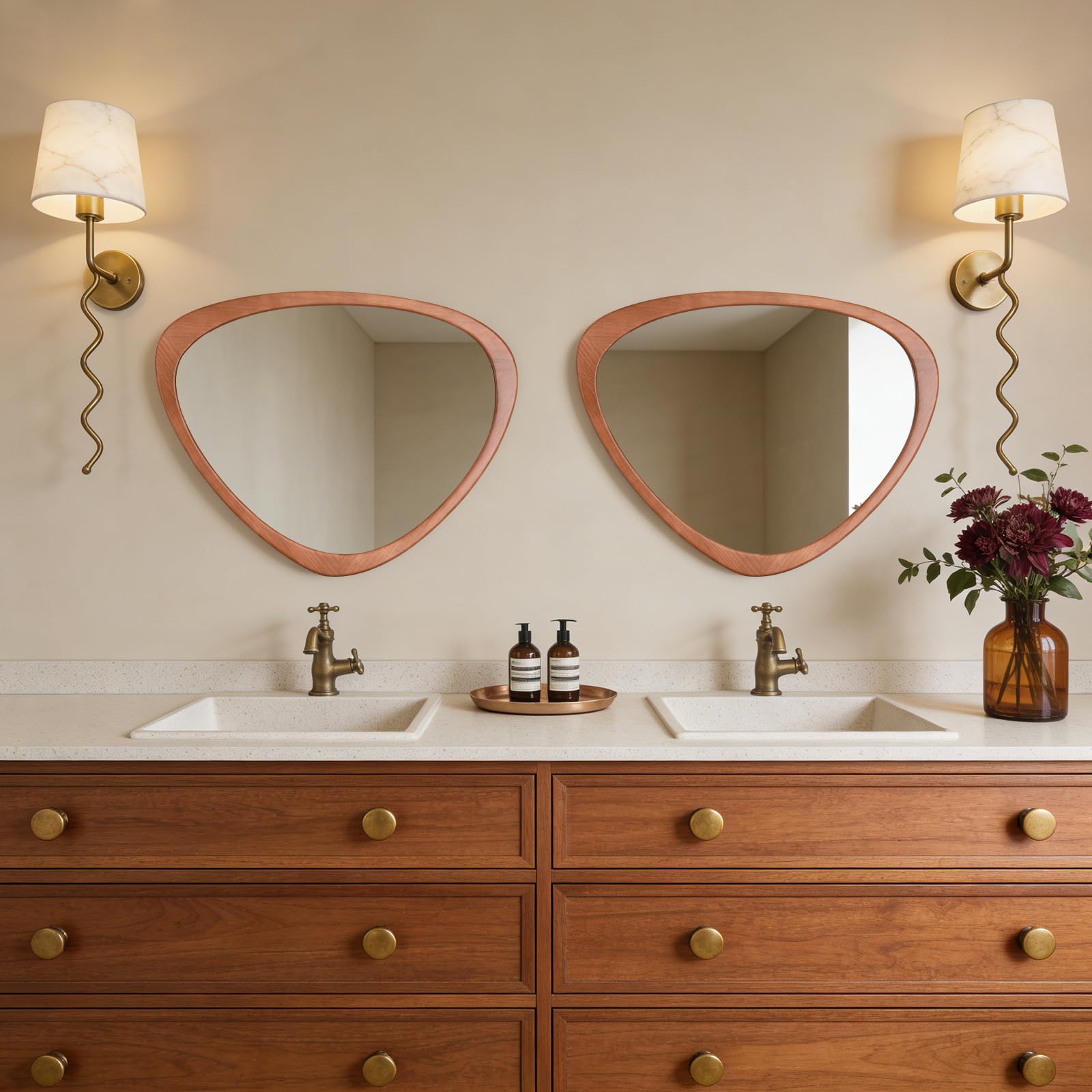 BED & BATH BEYOND ウォールミラー 　鏡　ミラー　46x56 Amazon.com - WallBeyond Asymmetrical Mirror, Irregular Wall Mirror