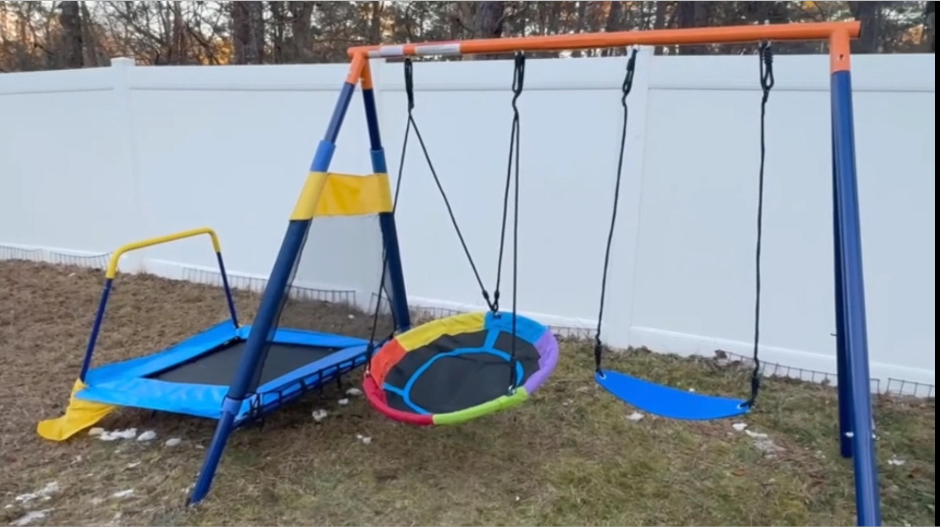Amazon.com: Lunafun Swing Sets for Backyard with Trampoline 440lbs