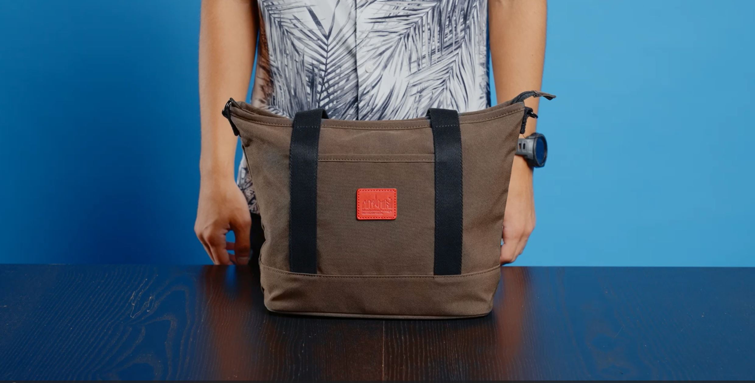 Amazon.com: Manhattan Portage WAXED NYLON REGO TOTE (SM), black 