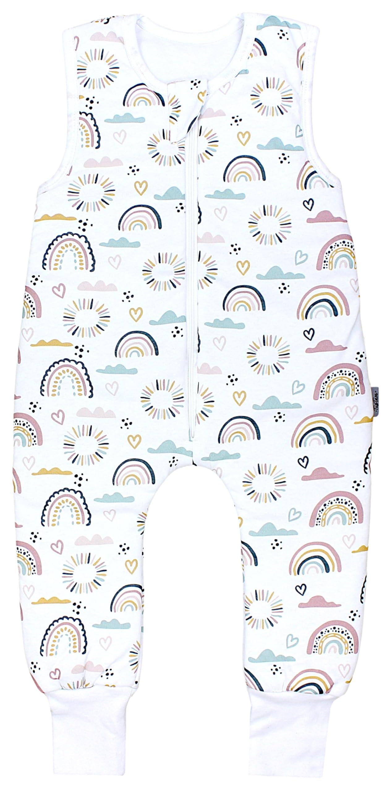 TupTam Schlafsack mit Füßen – Ganzjahresschlafsack Baby 2.5 TOG aus Baumwolle, OEKO-TEX zertifiziert, Farbe: Regenbogen Herz Wolken, Größe: 116-122