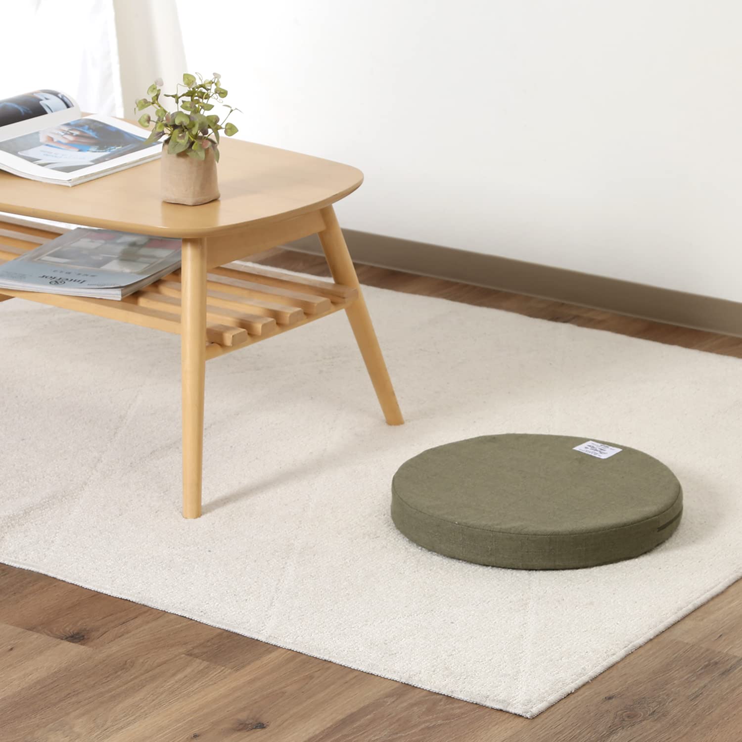 ブラウン 不規則形状 クッション Amazon.co.jp: 不二貿易 クッション 低反発クッション 直径40×厚