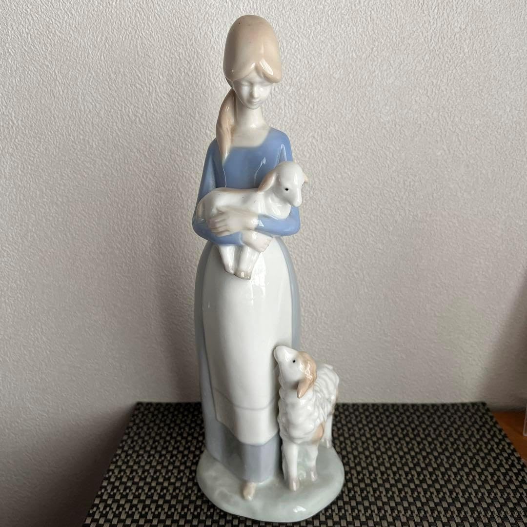 ベルウッド フィギュリン アンティーク 陶器人形