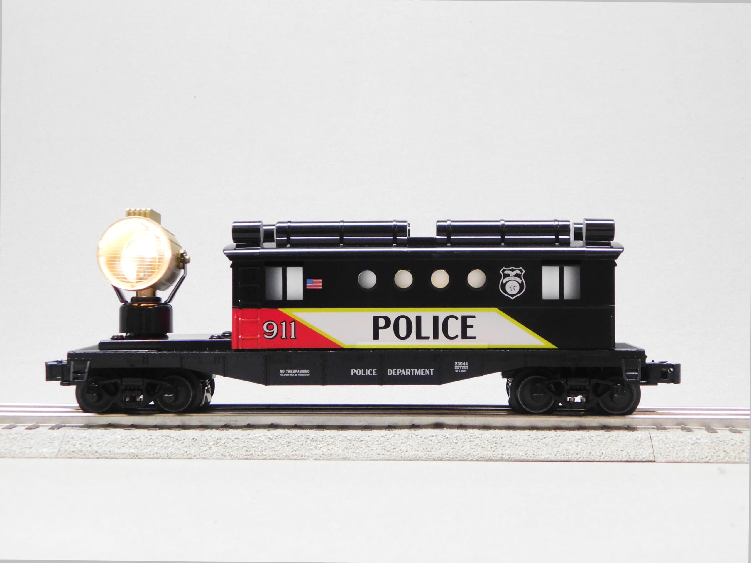 Model Power LIONEL EMERGENCY RESPONSE SECURITY CABOOSE 911 O GAUGE 2223040-C
