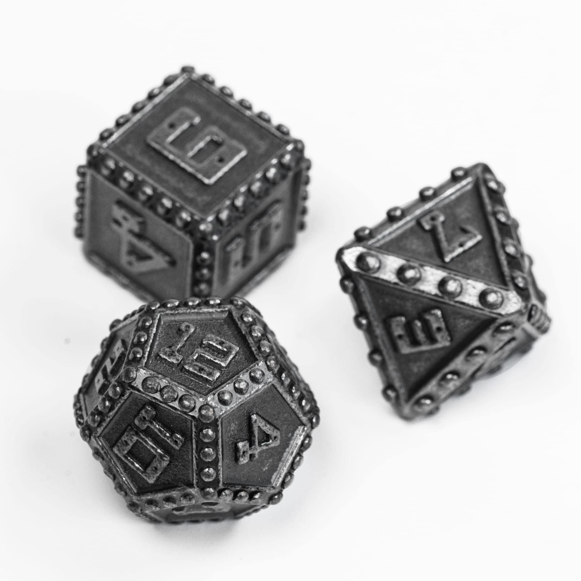 UDIXI Metal Dice Set For D&D - Rivet Design Pumpkin Color Polyhedral Dice With Leather Bag - View #9