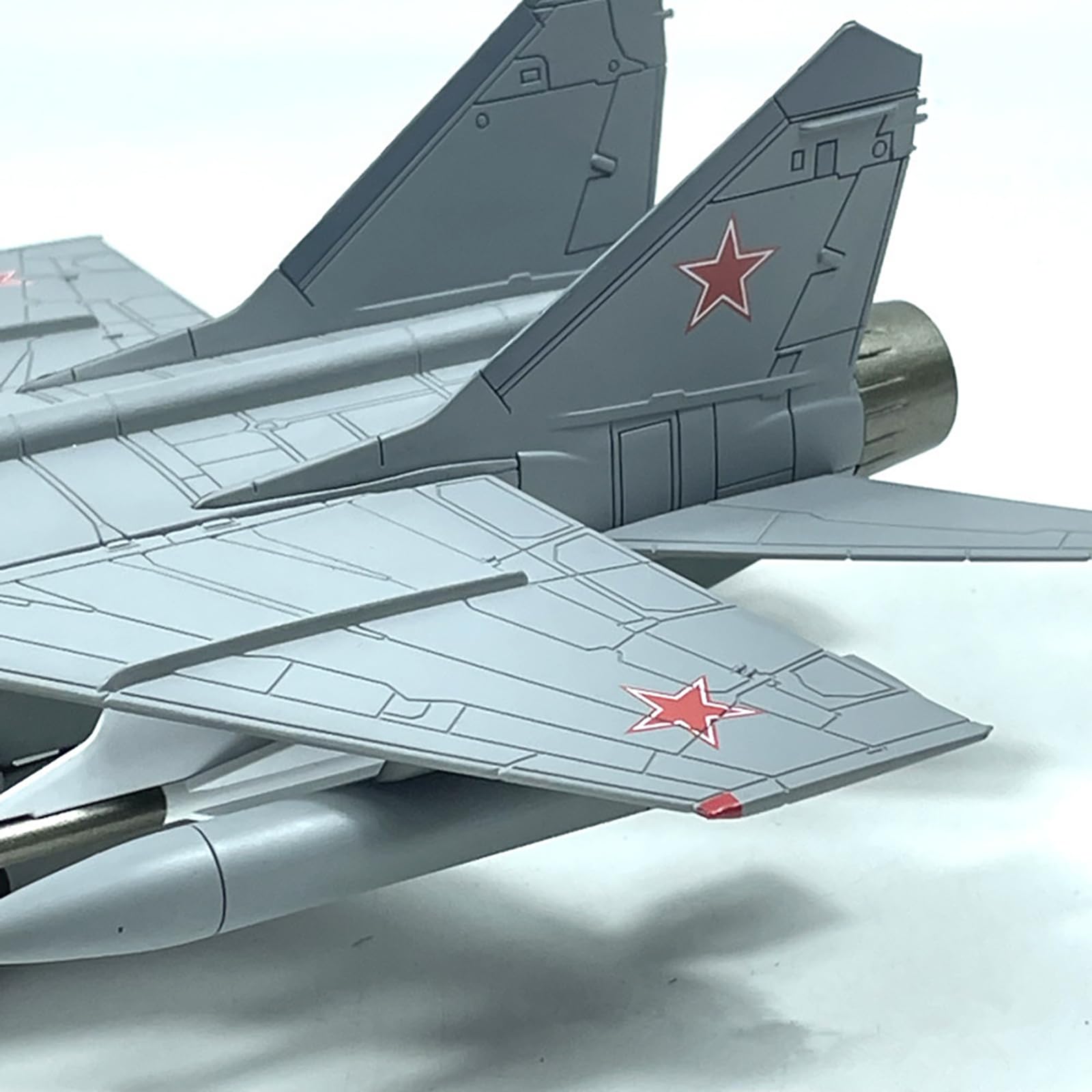 Amazon | 1:72合金MiG-31超音速インターセプター航空機モデル