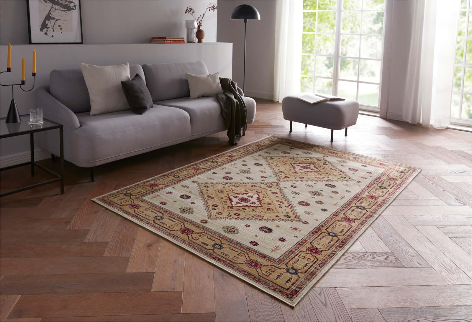 Taracarpet Moderner Kurzflor Orientteppich Royal Premium Teppich Viskose mit zeitlosem Muster ideal für Wohnzimmer, Schlafzimmer und Esszimmer beige 140x200 cm