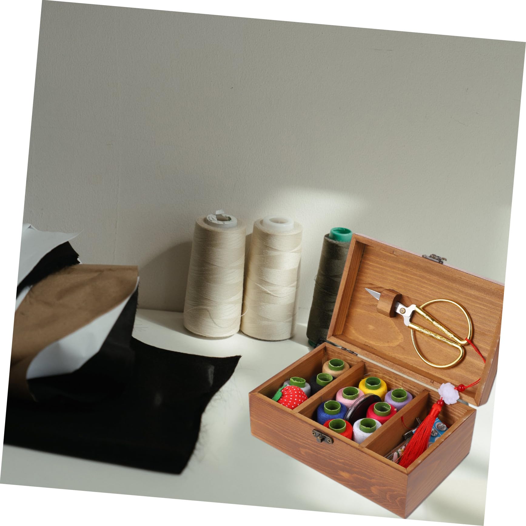 Kit Cucito Grande capacità in Legno retrò Naturale Accessori Completi per Cucito Fai-da-Te Casa Portafili Aghi e Forbici
