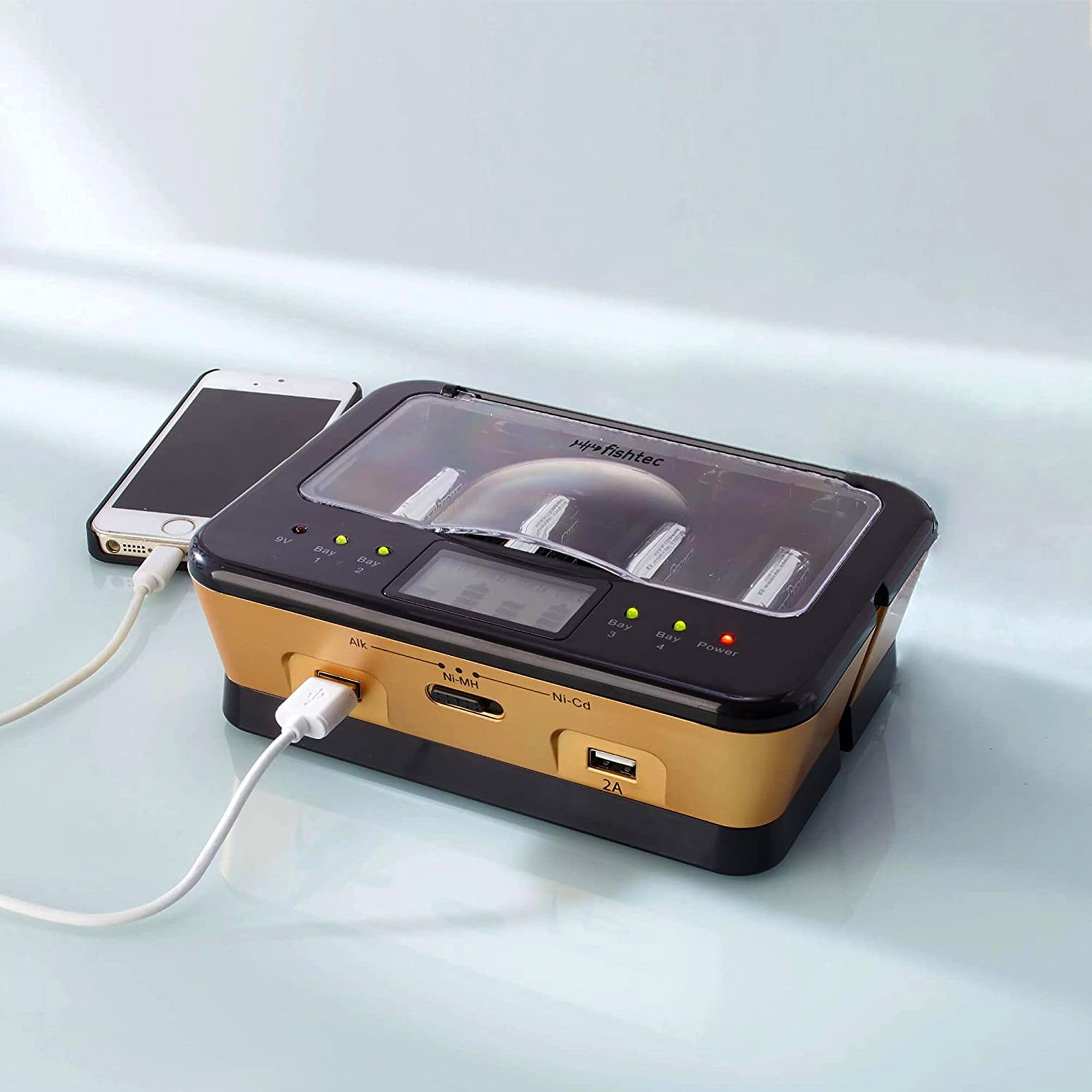 FISHTEC - Chargeur Universel de Piles Rechargeables - LR3 LR6 LR14 LR20 9V Ni-MH Ni-CD alcalines - Ecran LCD voyants LED - 2 Ports USB pour Smartphones tablettes Maison Bureau économie de Piles