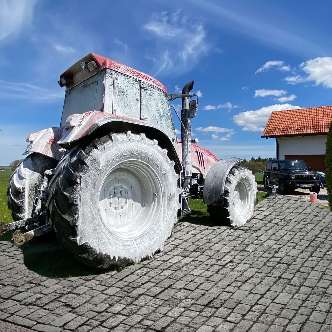 CleanTruck Landmaschinenreiniger Xtreme 5L | Konzentrat für Hochdruckreiniger & Schaumkanonen | Entfernt Öl, Ruß & Insekten | Tiefenwirksamer Glanz-Reiniger für Traktoren, Mähdrescher & Forstfahrzeuge