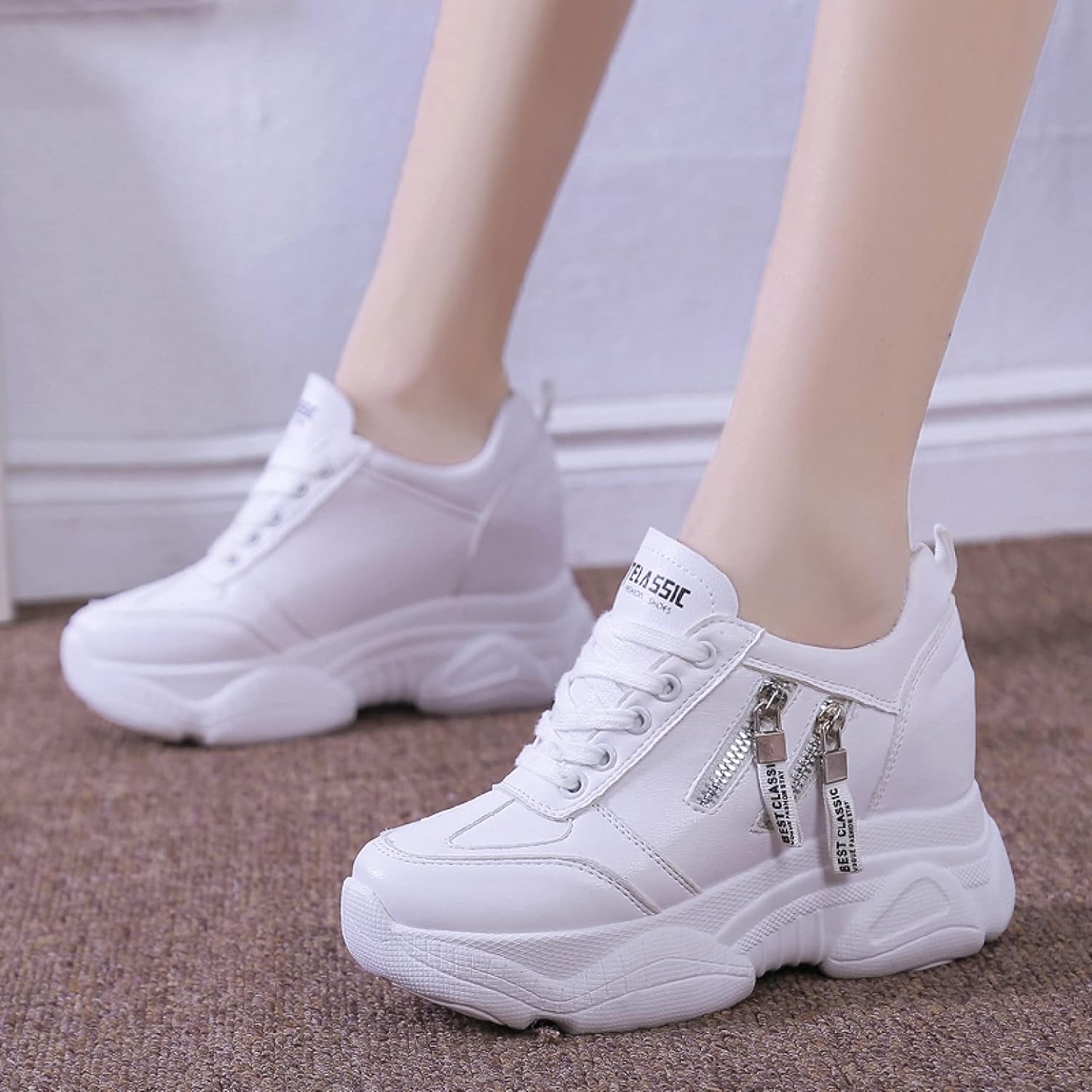 レディースシューズ ランニングシューズ インヒール 厚底 スニーカー ヒールスニーカー ウォーキングシューズ 黒 白 8cm 新規購入 身長up 可愛い レースアップ 運動靴 アウトドア シークレットシューズ スポーツ ヒールアップ レディースシューズ ランニングシューズ インヒール 厚底 スニーカー ヒールスニーカー ウォーキングシューズ 黒 白 8cm 新規購入 身長up 可愛い レースアップ 運動靴 アウトドア シークレットシューズ スポーツ ヒールアップ