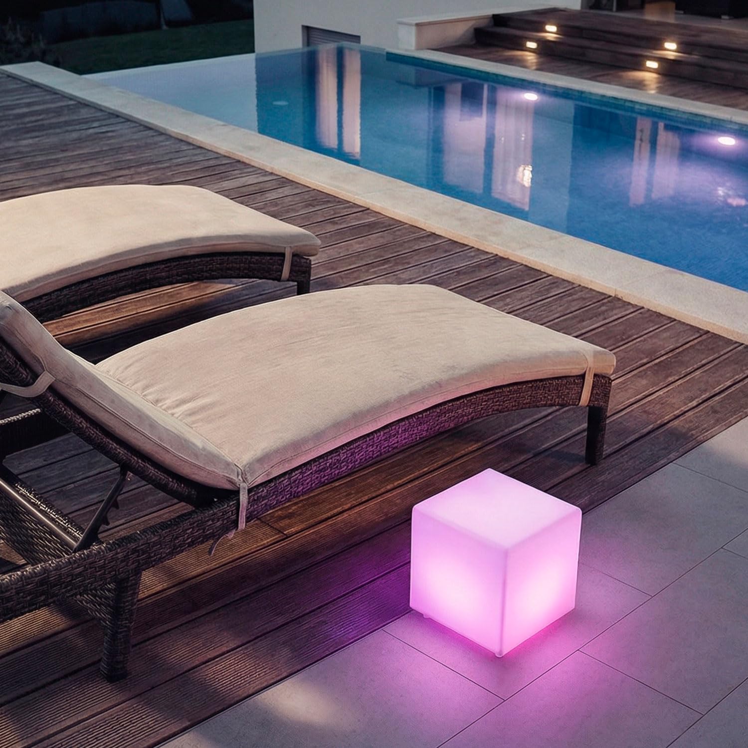 LEDKIA LIGHTING Cubo LED RGBW Recargable Evan Cube ↑30 cm