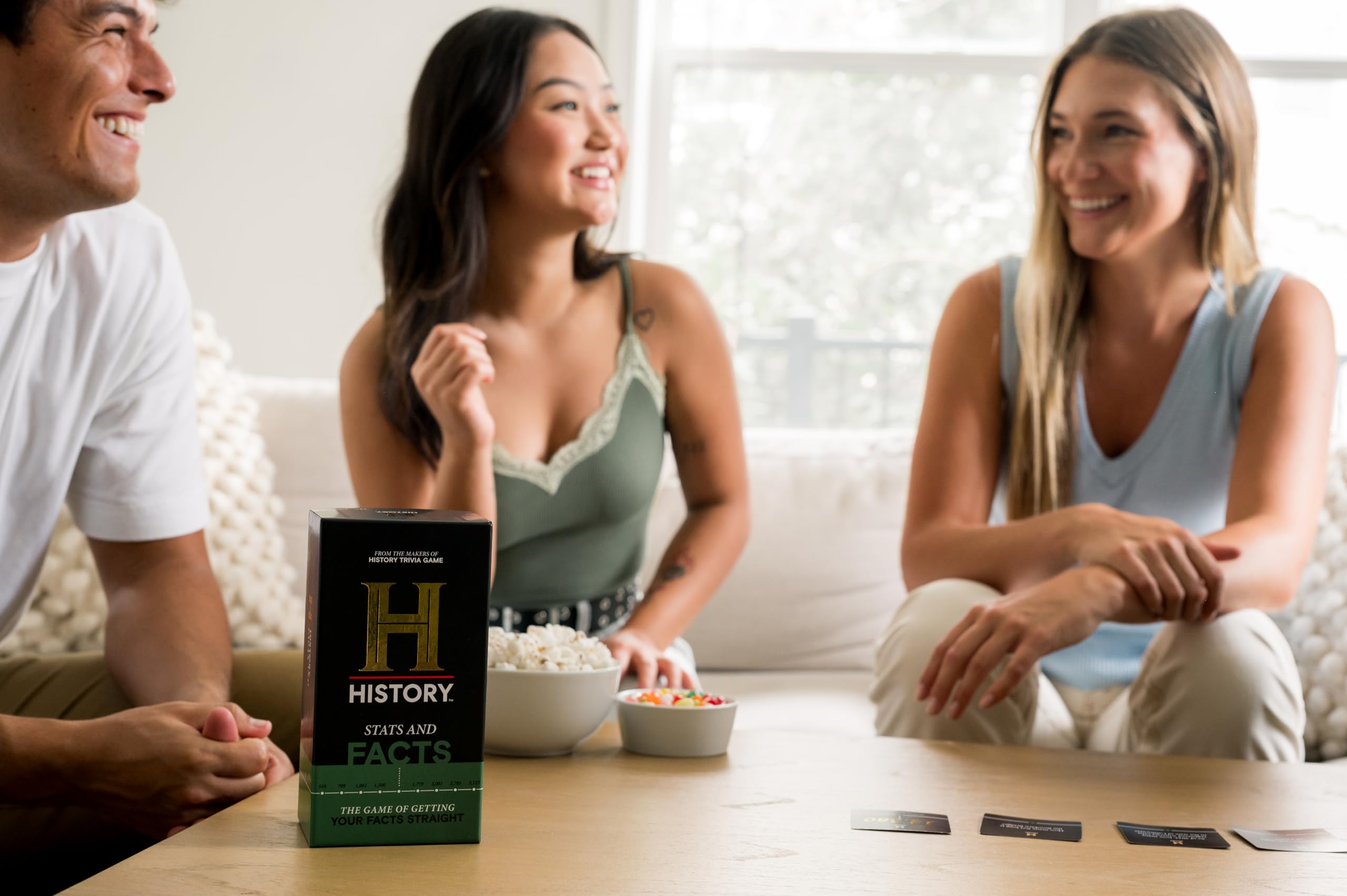 Historique Statistiques et Faits de la chaîne – Connaissances générales Super Trivia Chronologie, Jeu de Cartes de fête pour Adultes, Famille, préadolescents et Adolescents à la Poursuite de