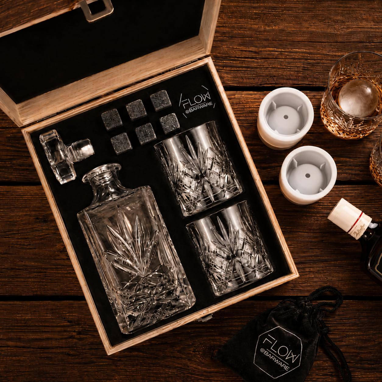Flow Barware Coffret cadeau carafe à whisky et verres | Carafe à whisky 750 ml, lot de 2 verres à whisky | Pierres à whisky et boîte en bois | Coffret cadeau whisky pour homme