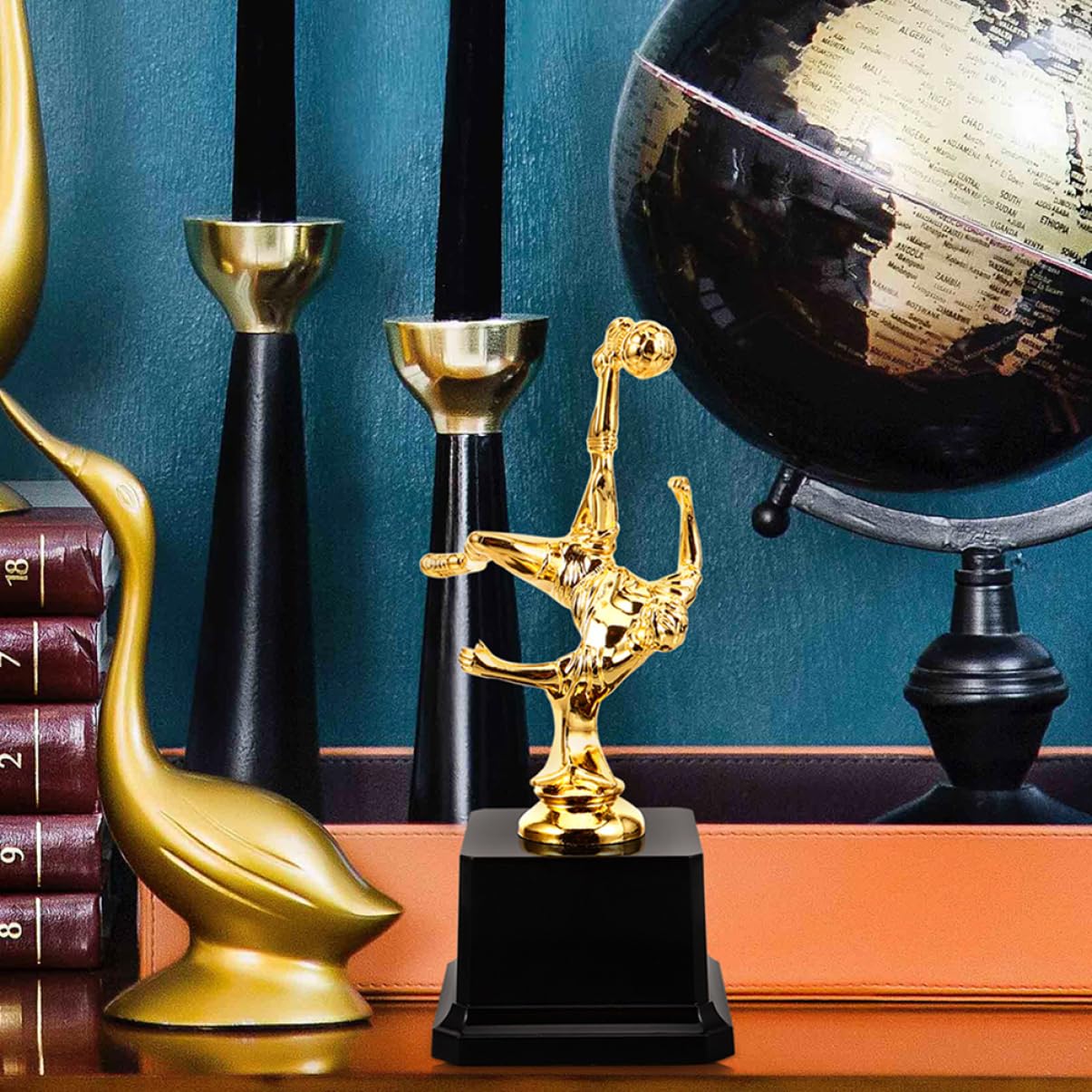 INOOMP 6stücke Fußball Trophäe Aus Kunststoff Sportliche Auszeichnung Für Fußballspiele Dekorative Trophäe Für Feiern Und Sportveranstaltungen Leicht Und Ansprechend Gestaltet