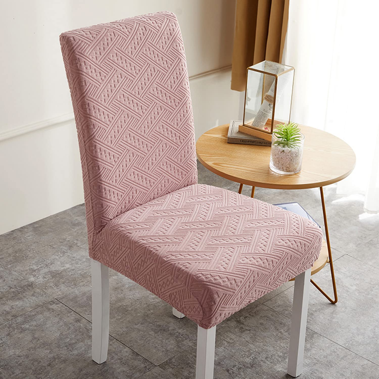 Housses de chaise extensibles motifs roses pour une décoration raffinée